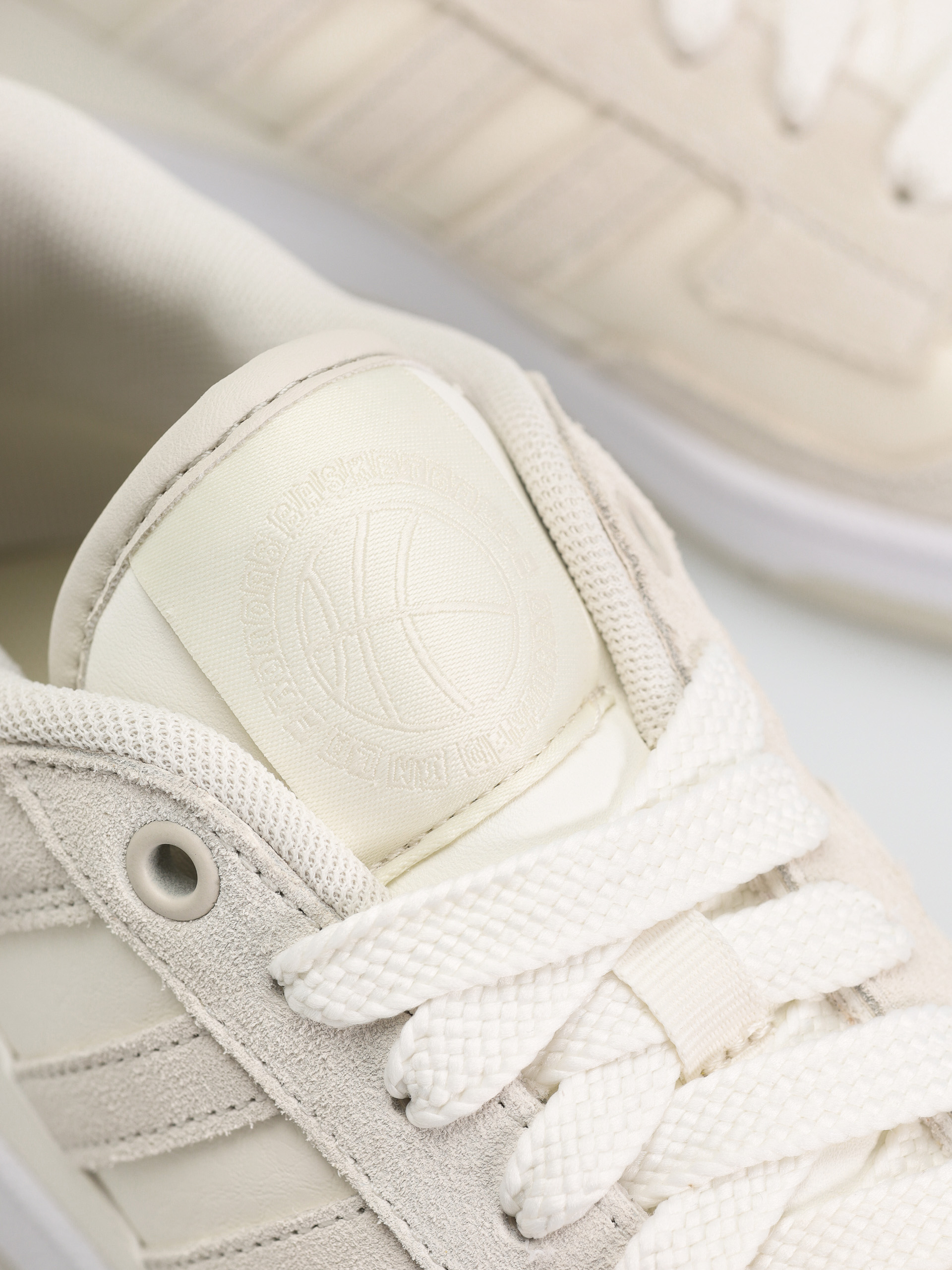 adidas Rapid Court Low Schuhe (orbgry/clowhi/ftwwht)