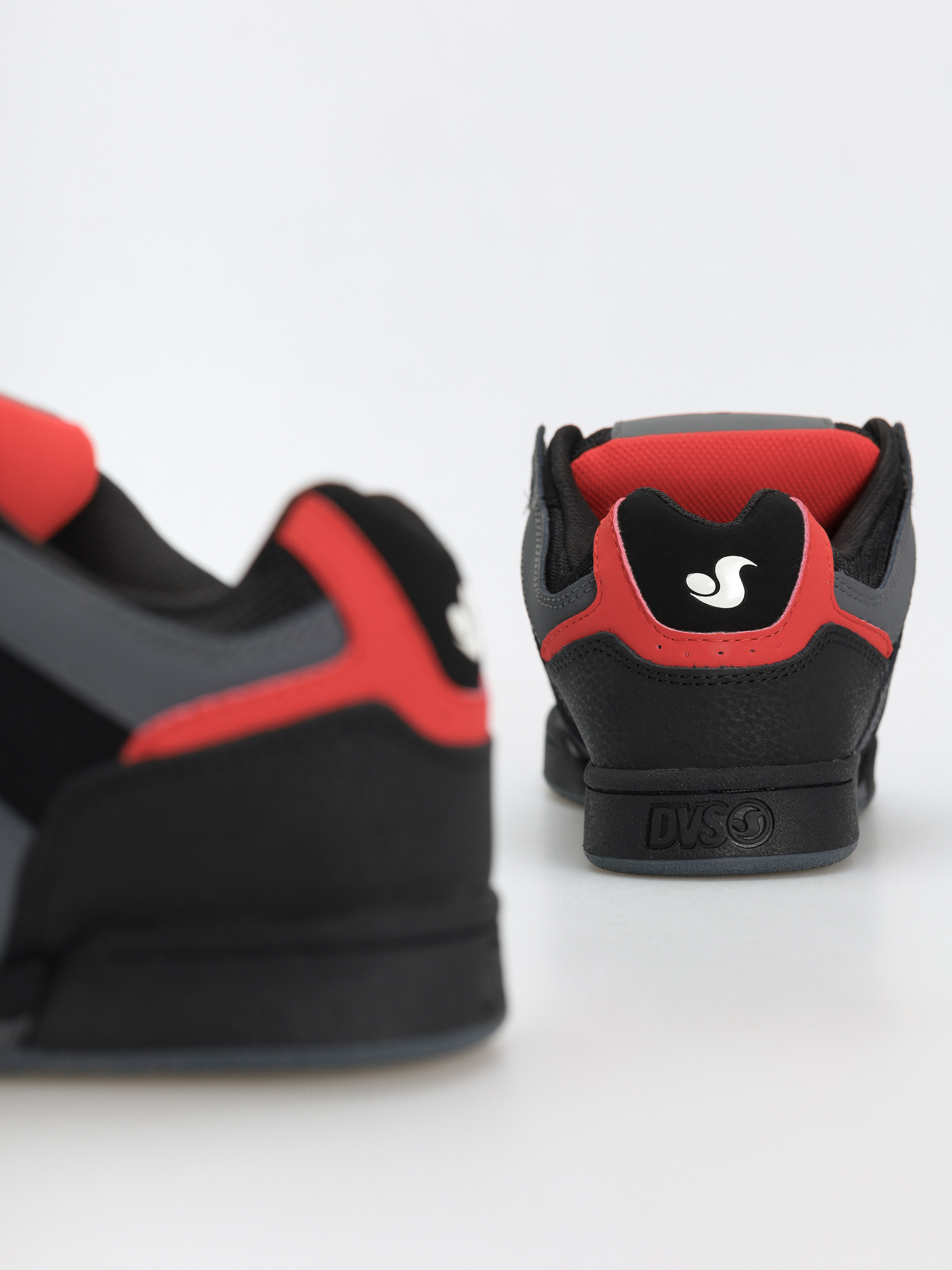 DVS Celsius Shoes (black/charcl/fiery rd)
