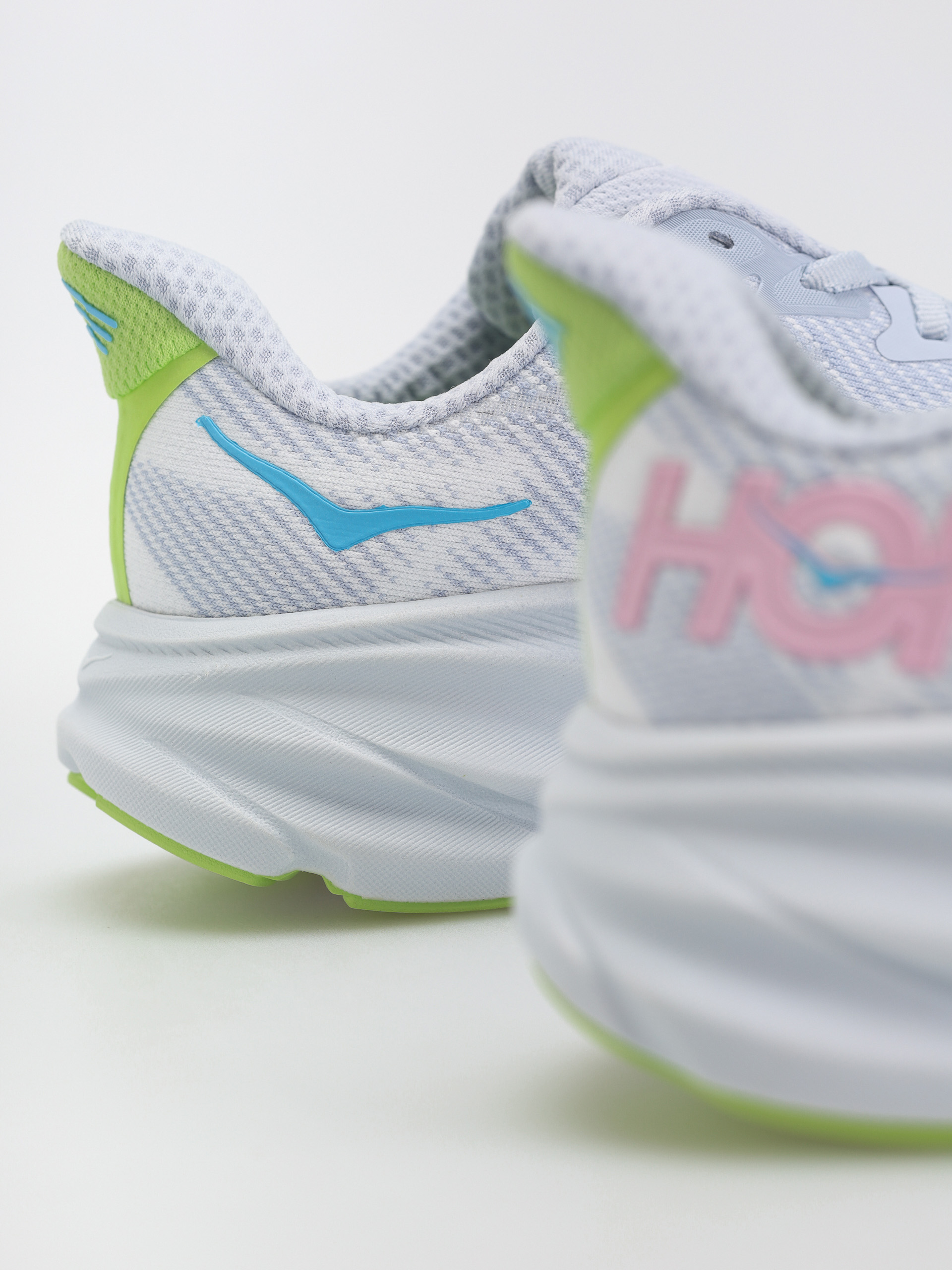 Hoka Schuhe Clifton 9 Wmn (gull/sea ice)