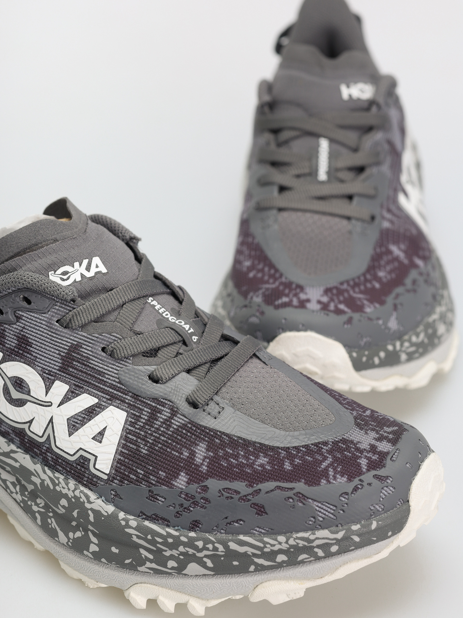 Hoka Schuhe Speedgoat 6 Wmn (outer orbit/stardust)