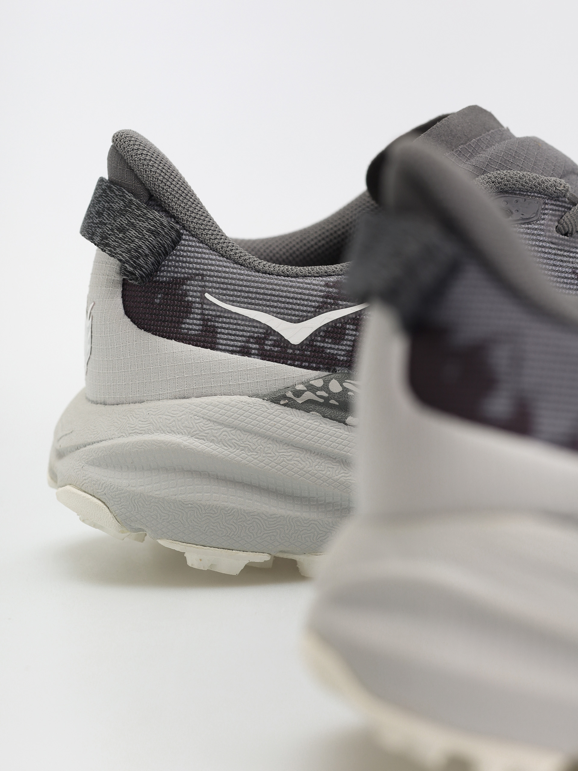 Hoka Schuhe Speedgoat 6 Wmn (outer orbit/stardust)