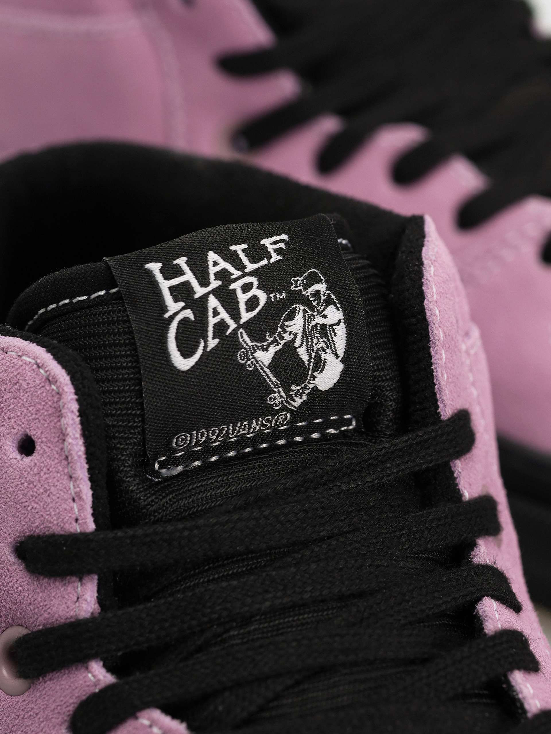 Vans Skate Half Cab Shoes (lavender fog/black)