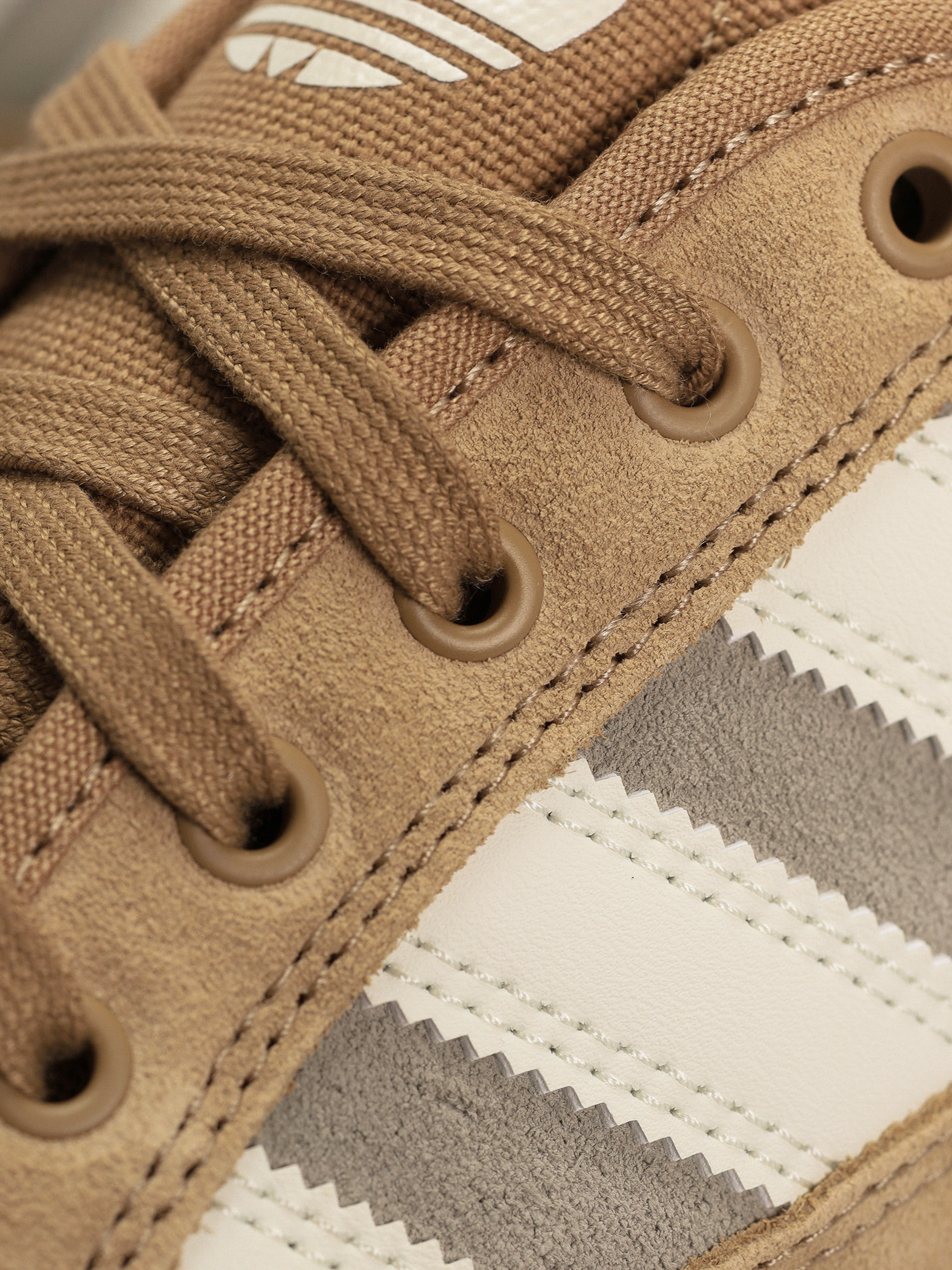 adidas Court TNS Premiere Schuhe (cardbo/owhite/silpeb)