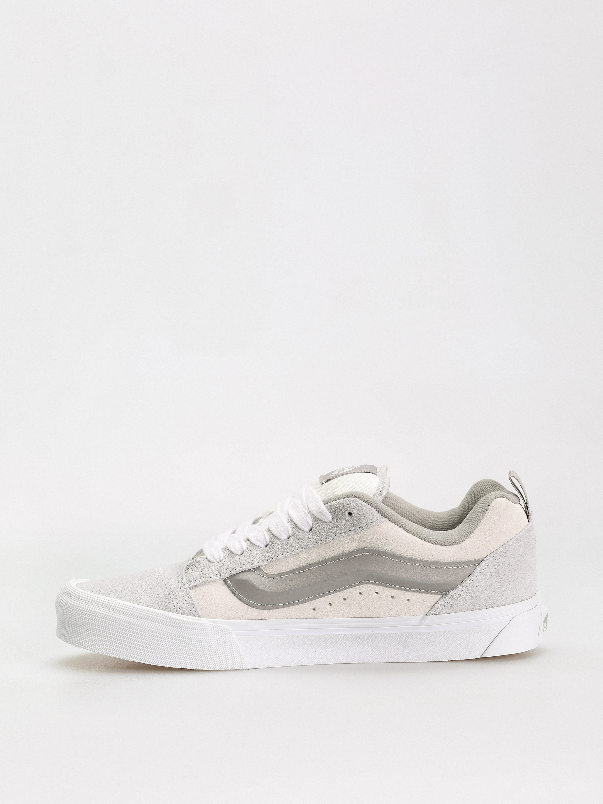 Vans Knu Skool Shoes (tri-tone block light gray)