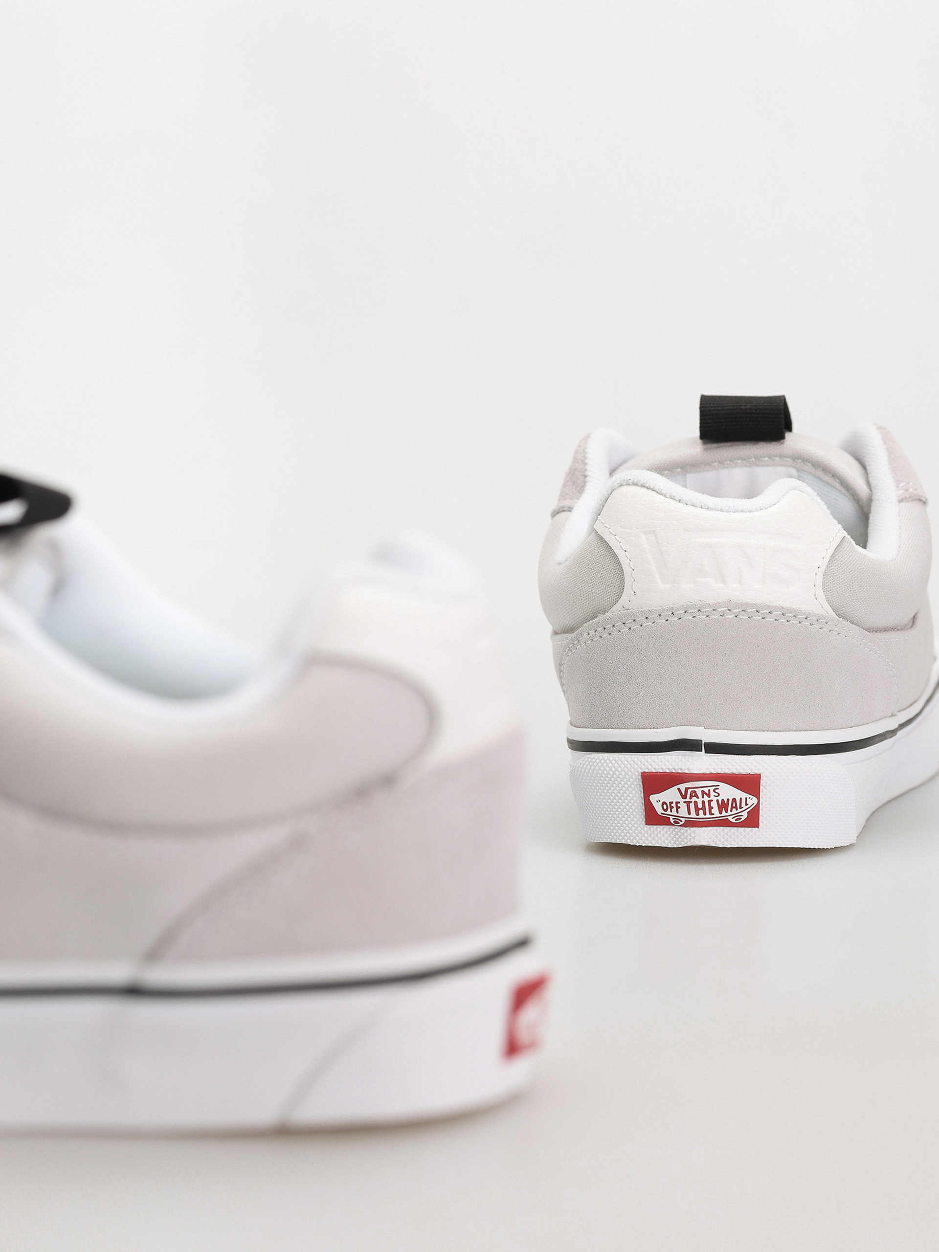 Vans Chukka Push Shoes (grey/white)