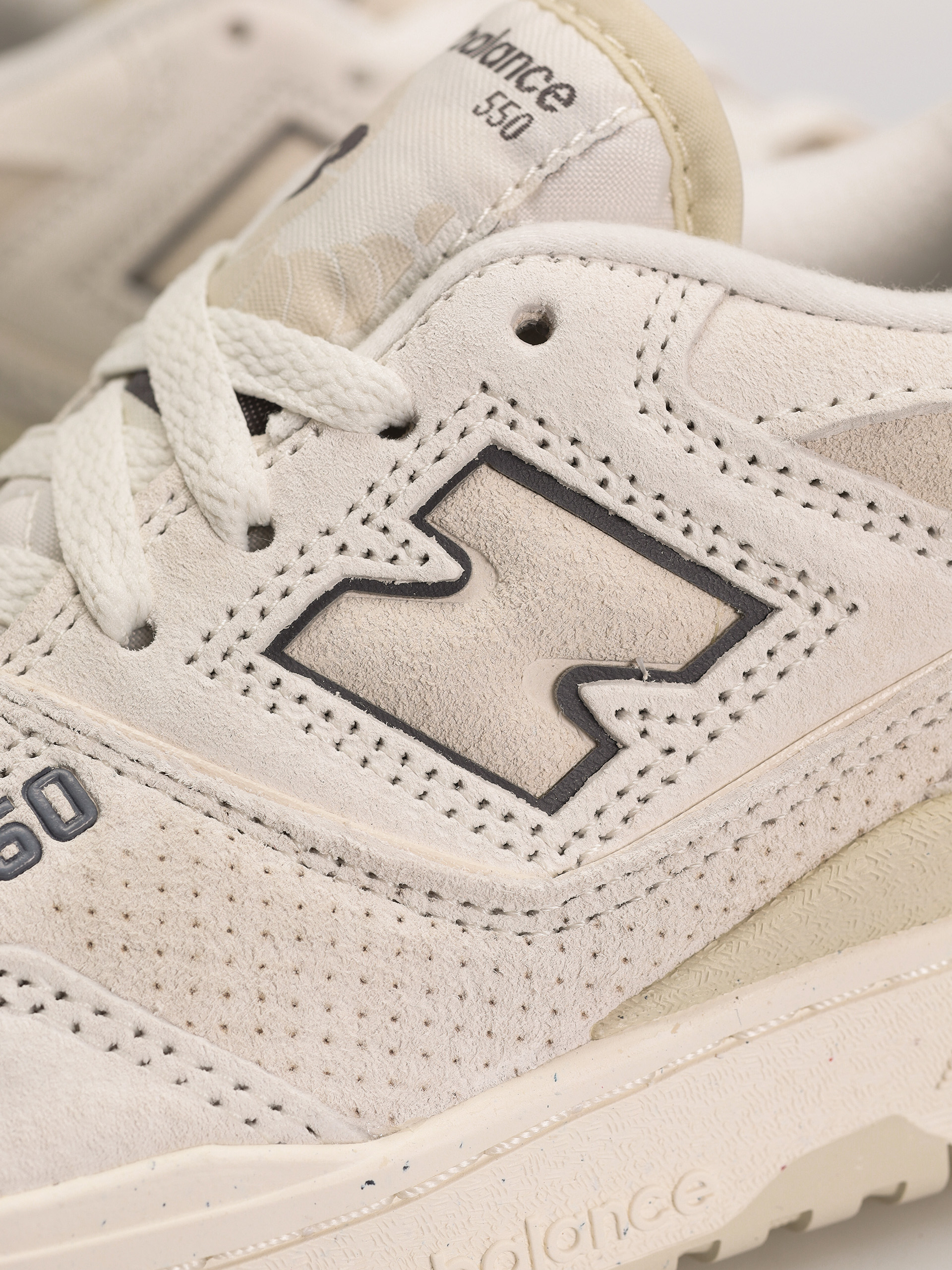 New Balance 550 Wmn Shoes (turtledove)