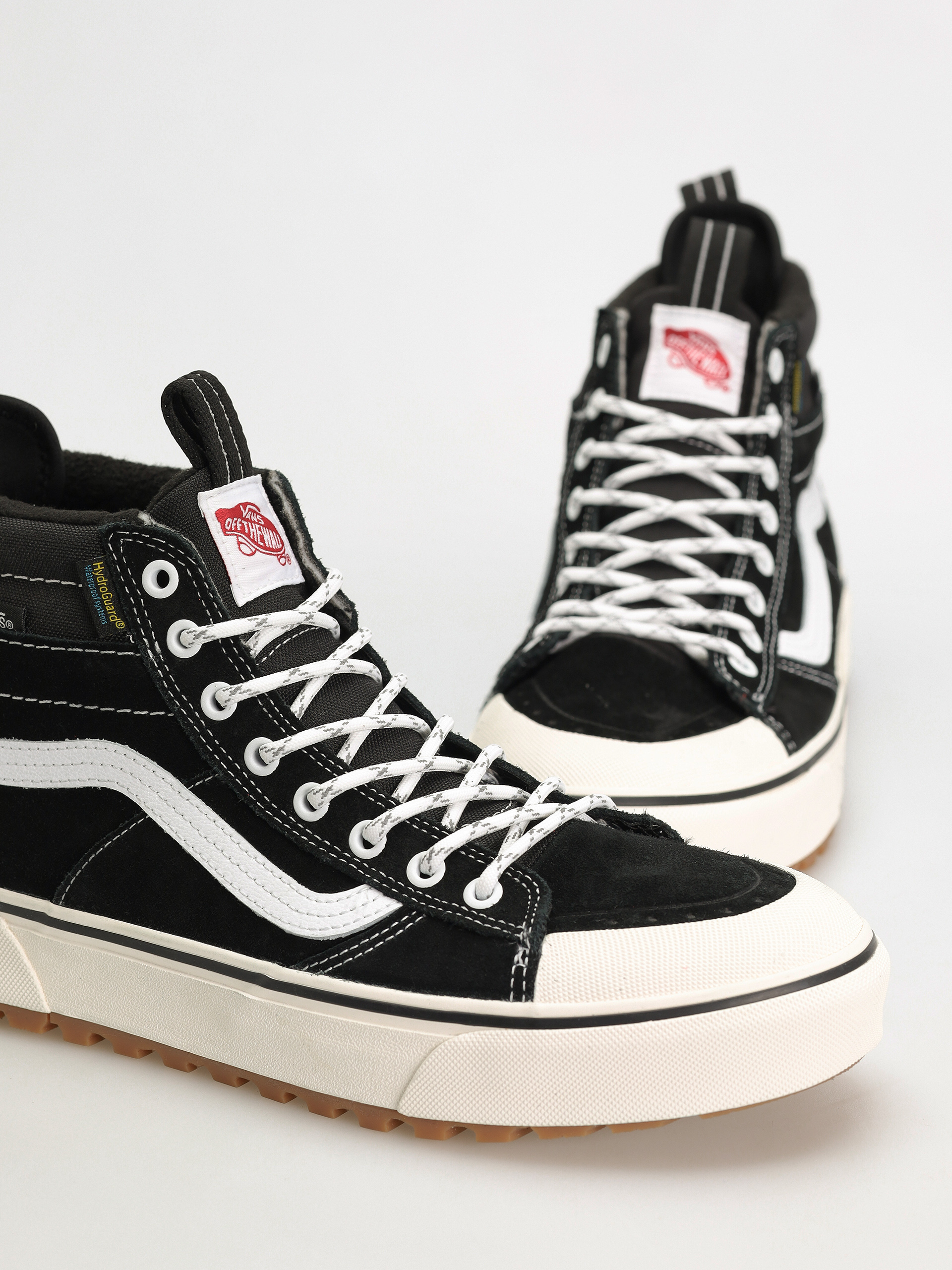 Vans Sk8 Hi Waterproof MTE Shoes (black/true white)