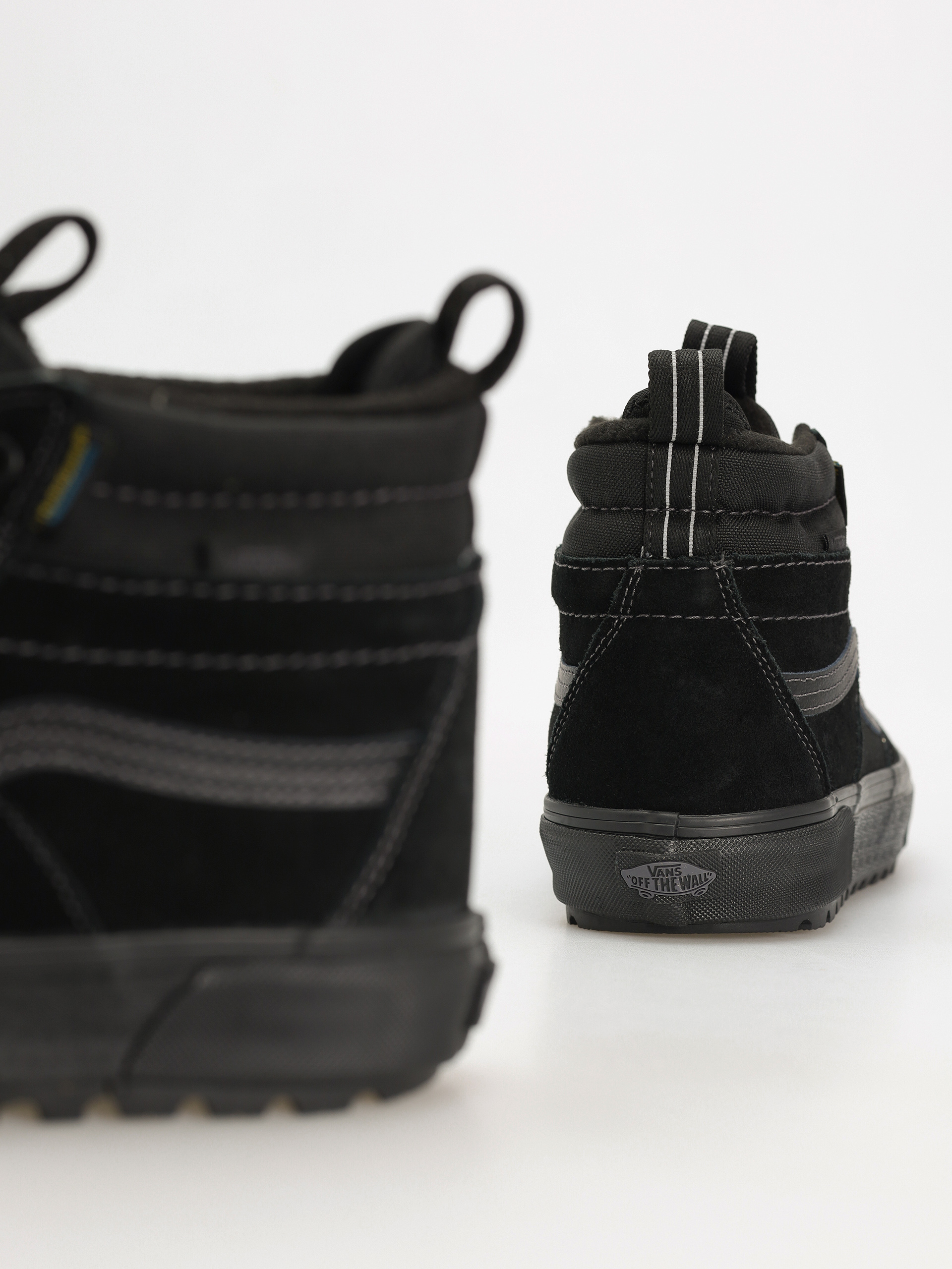 Vans Sk8 Hi Waterproof MTE Shoes (black/black)