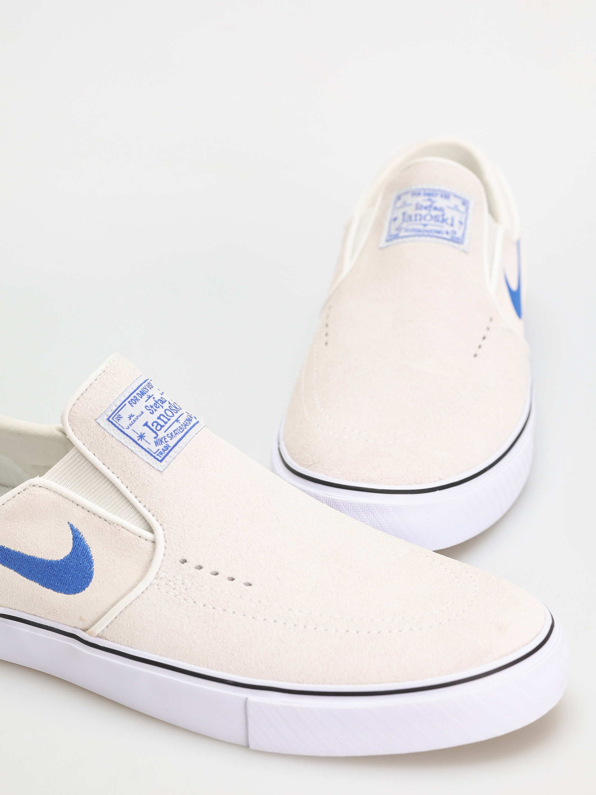 Nike SB Janoski+ Slip Shoes (summit white/hyper royal summit white)