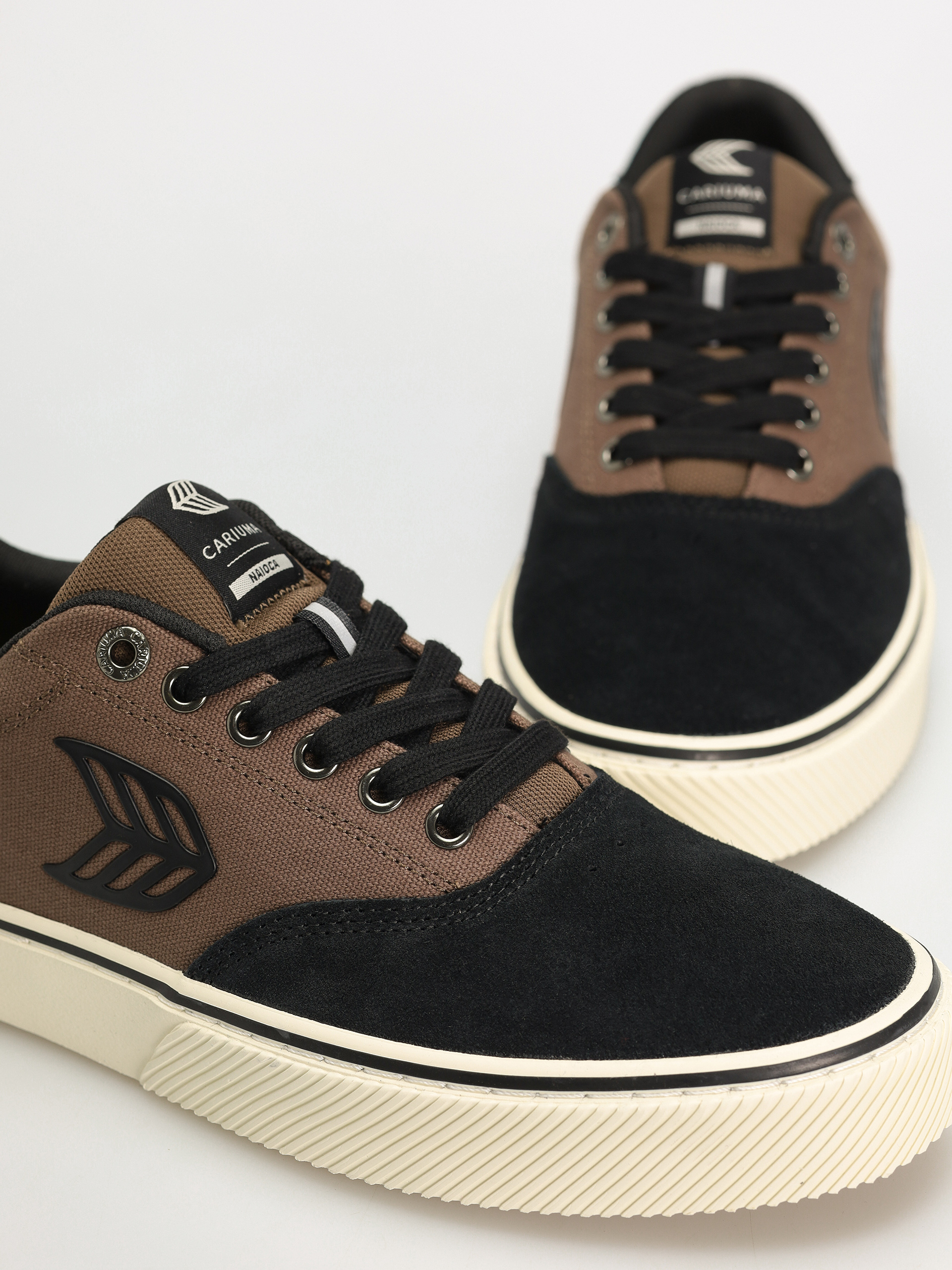 Cariuma Naioca Pro Schuhe (black/dark khaki)