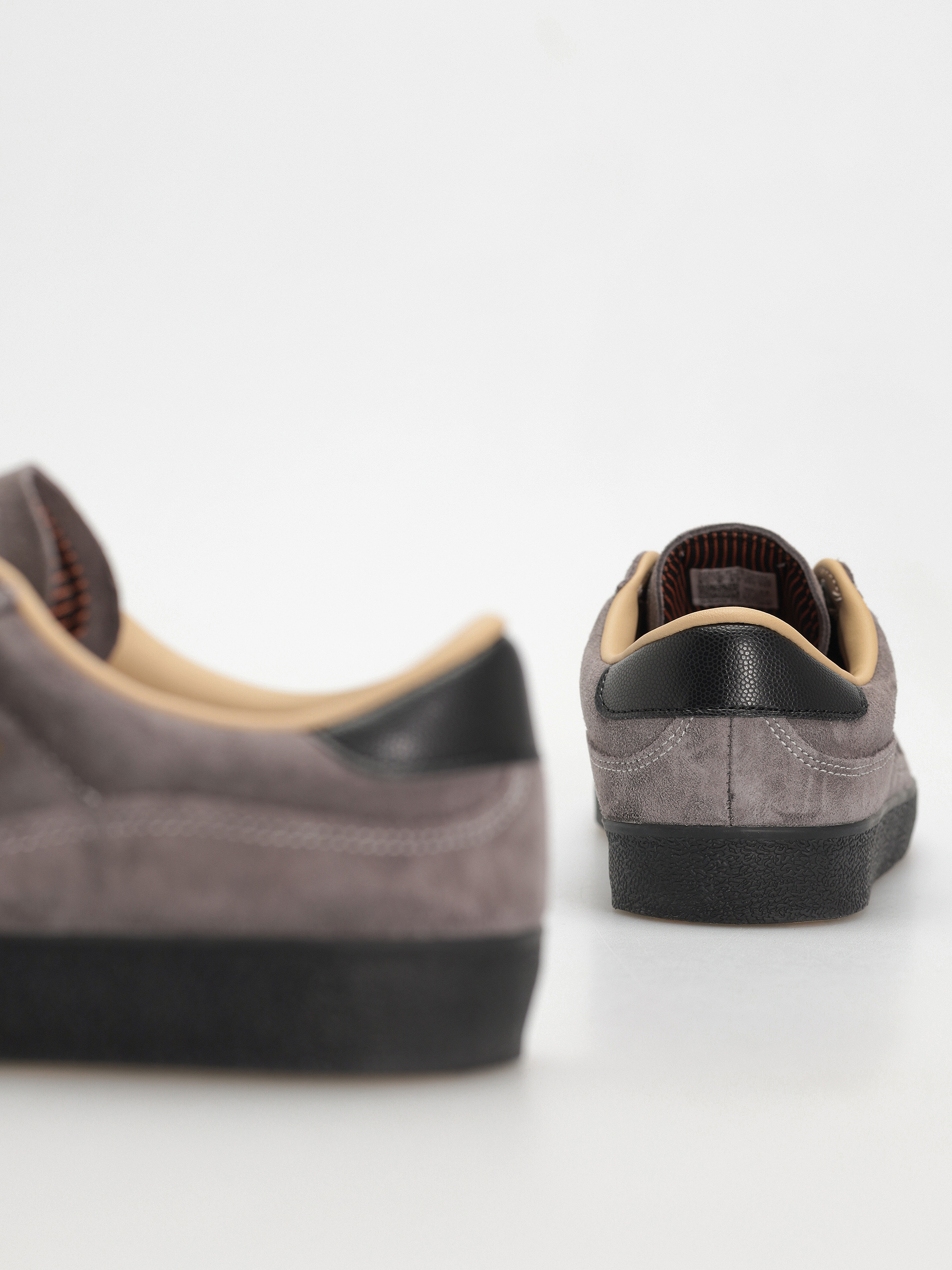 adidas Schuhe Puig INDOOR (chacoa/cblack/cwhite)