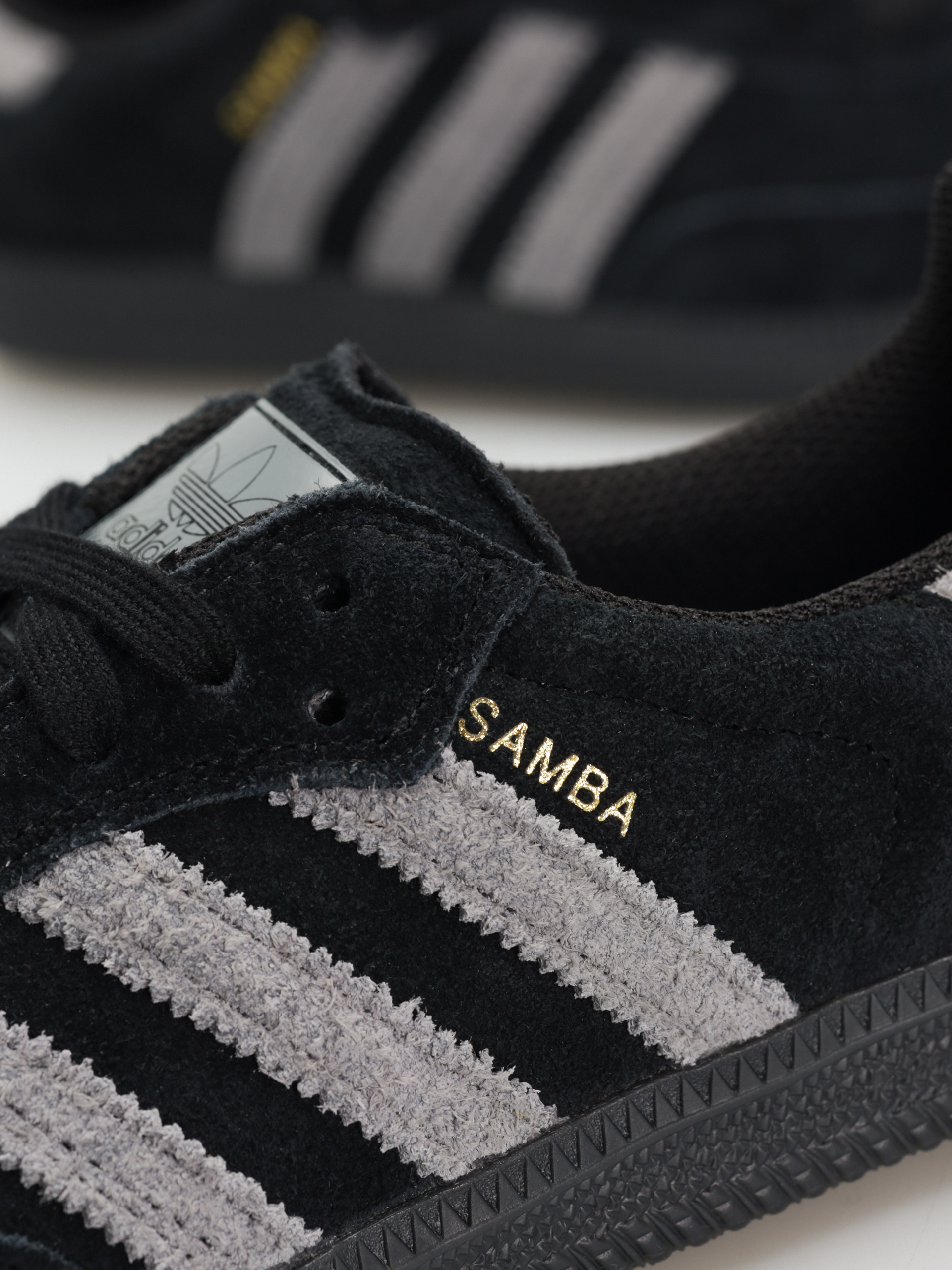 adidas Schuhe Samba ADV (cblack/grefou/goldmt)