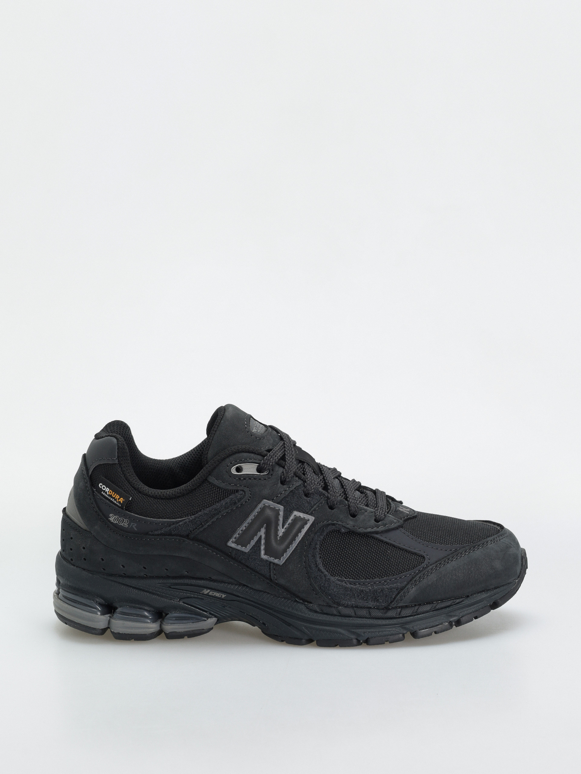 New Balance 2002 Shoes (black)