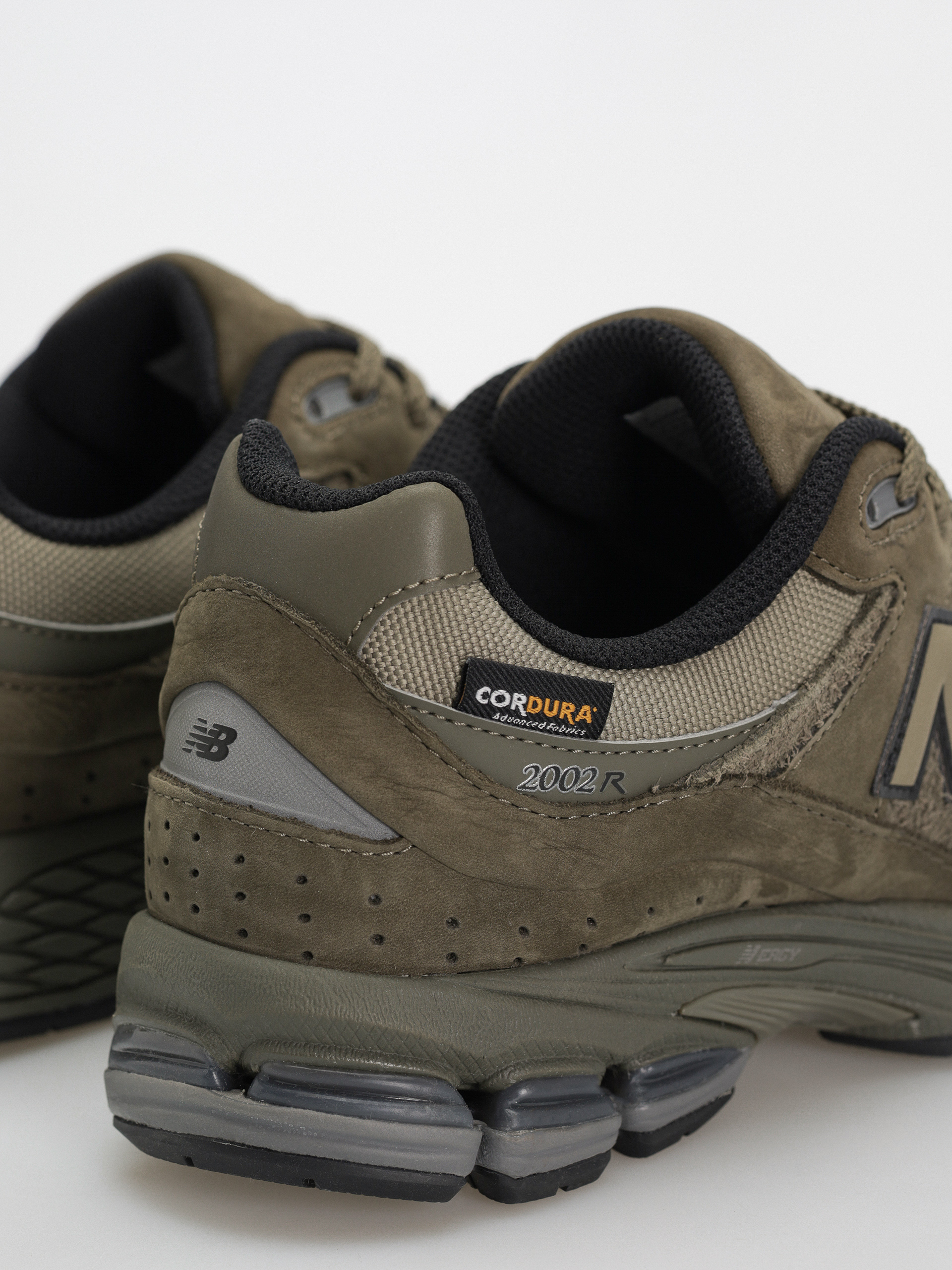 New Balance 2002 Shoes (green)