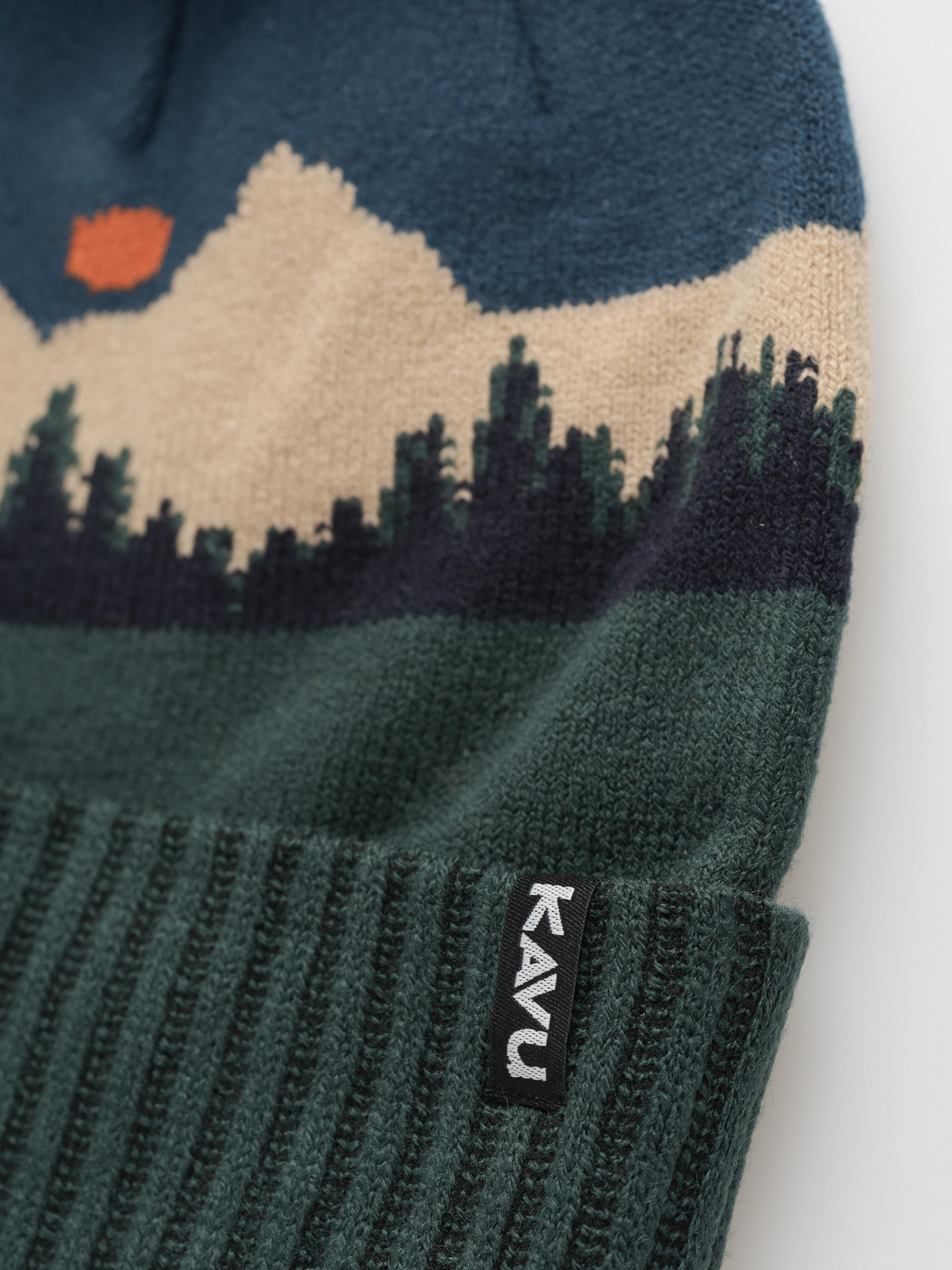 Kavu Herschel Beanie (mountain stripe)