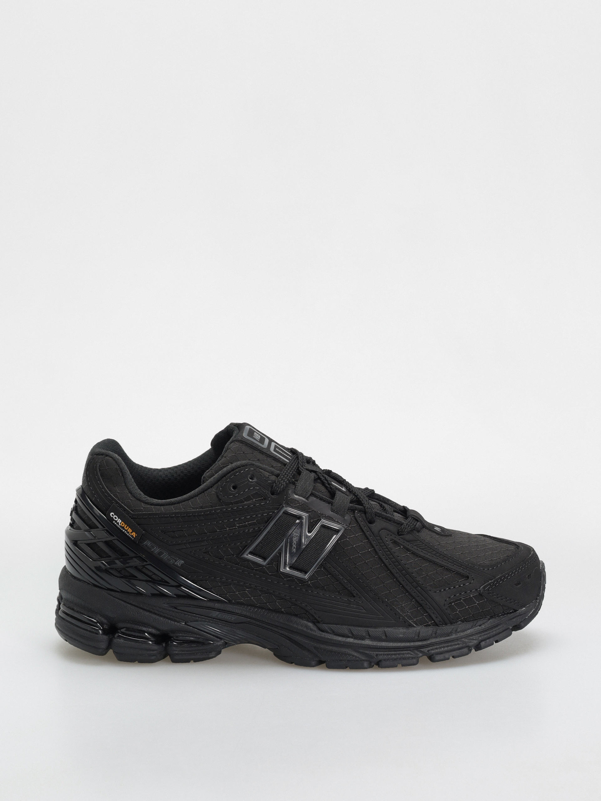 New Balance 1906 Shoes black (black)
