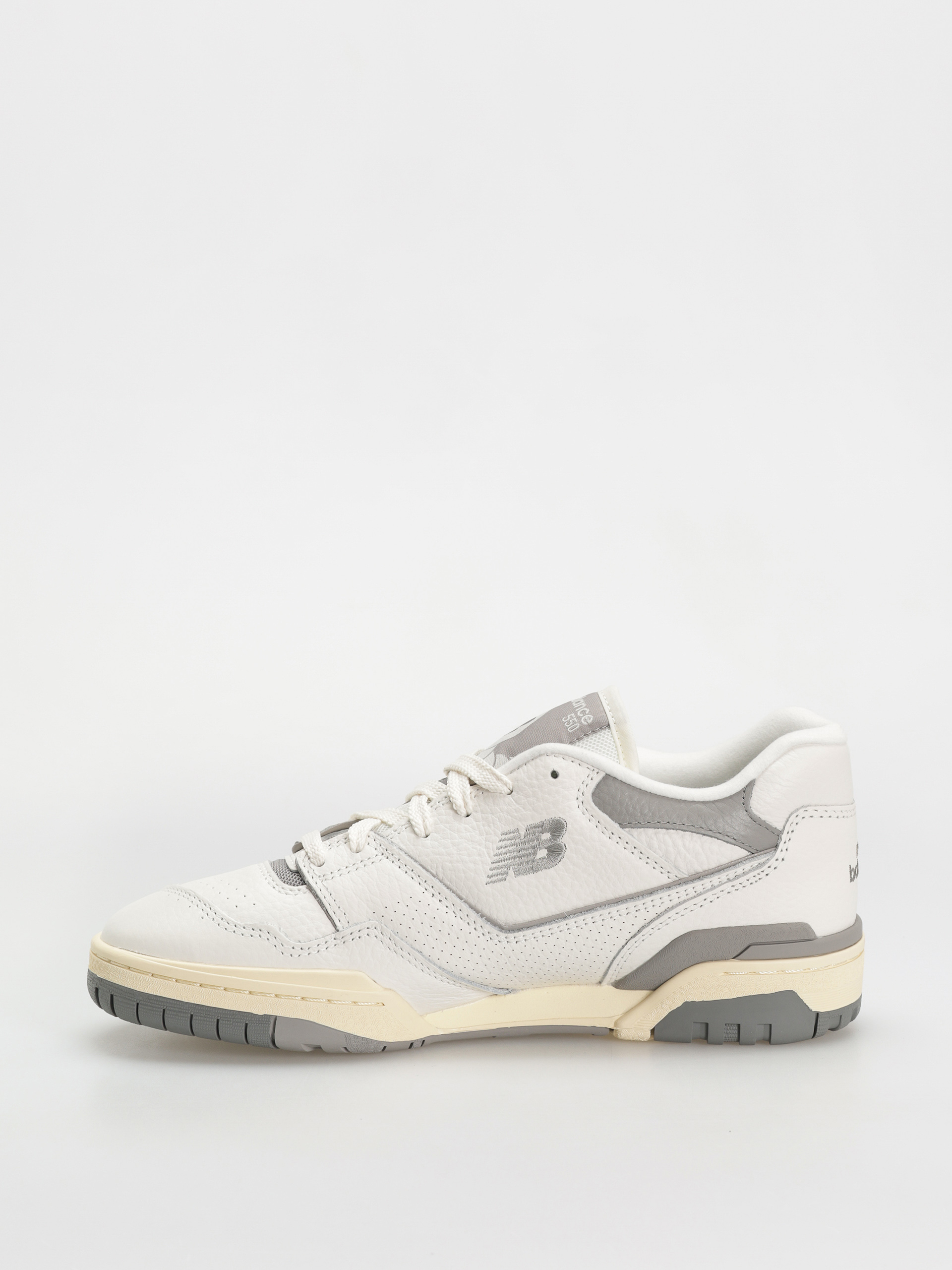 New Balance 550 Shoes (white)