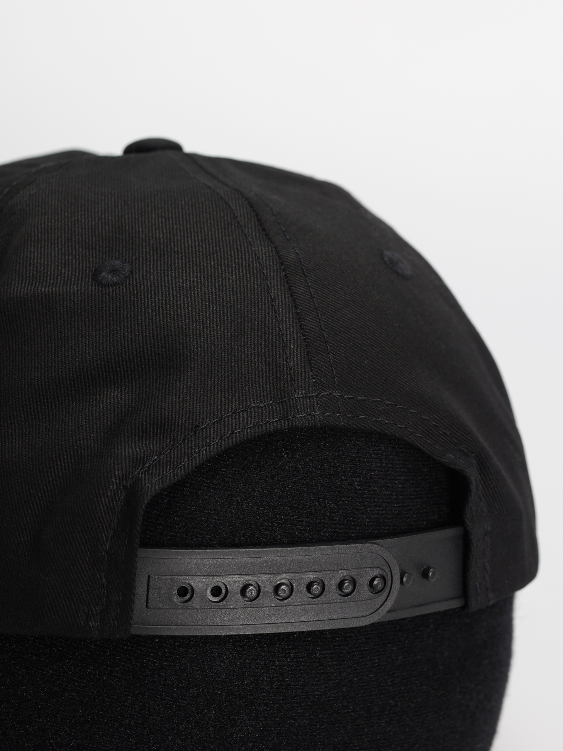 RipNDip Bones Cap (black)