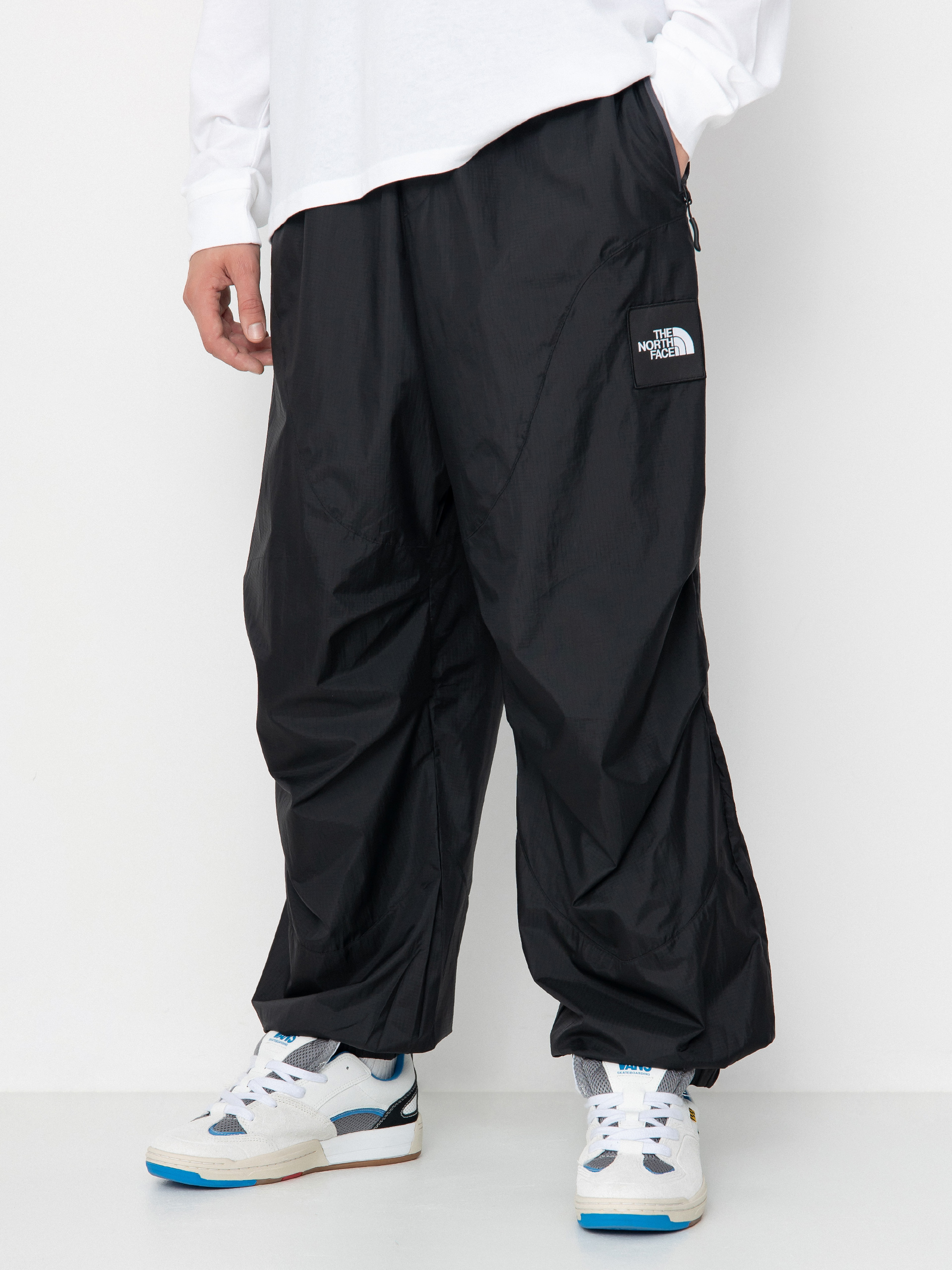 The North Face X Yinka Ilori Windshell Hose Schwarz tnf black