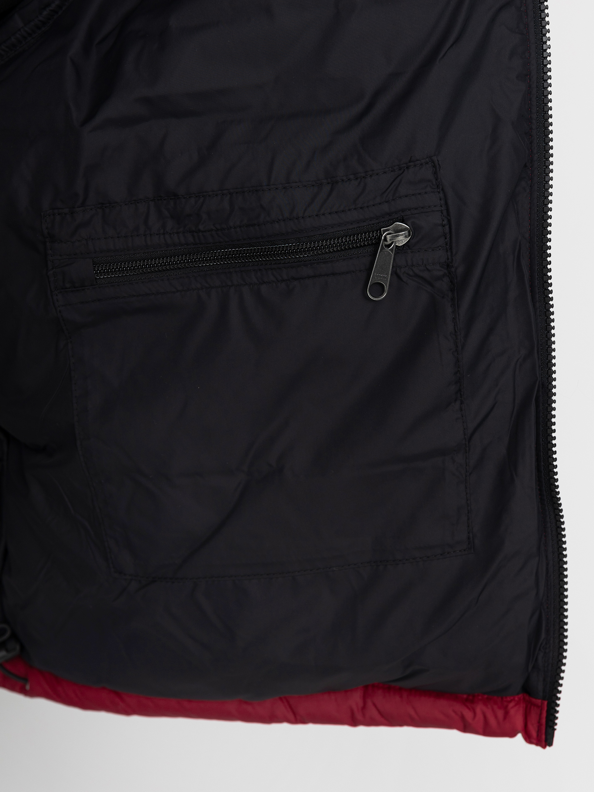 The North Face 1996 Retro Nuptse Jacke (beetroot/tnf black)