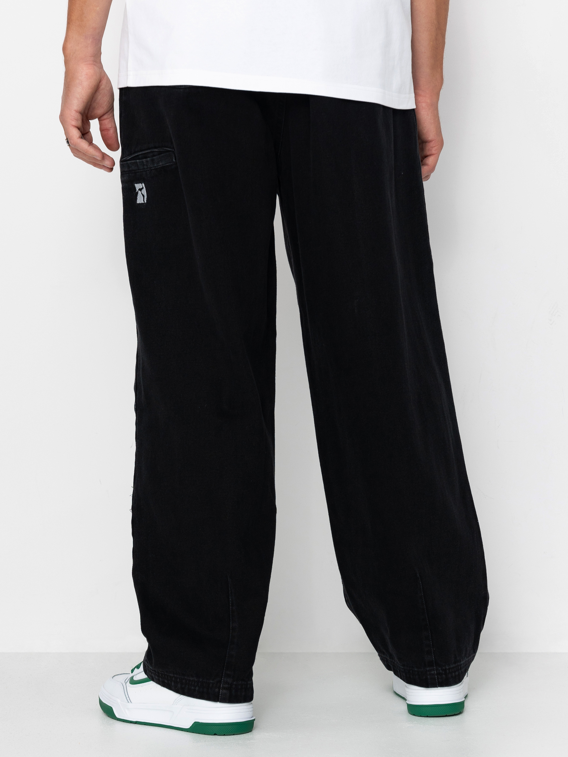 Poetic Collective Ballon Pants (black denim wash)
