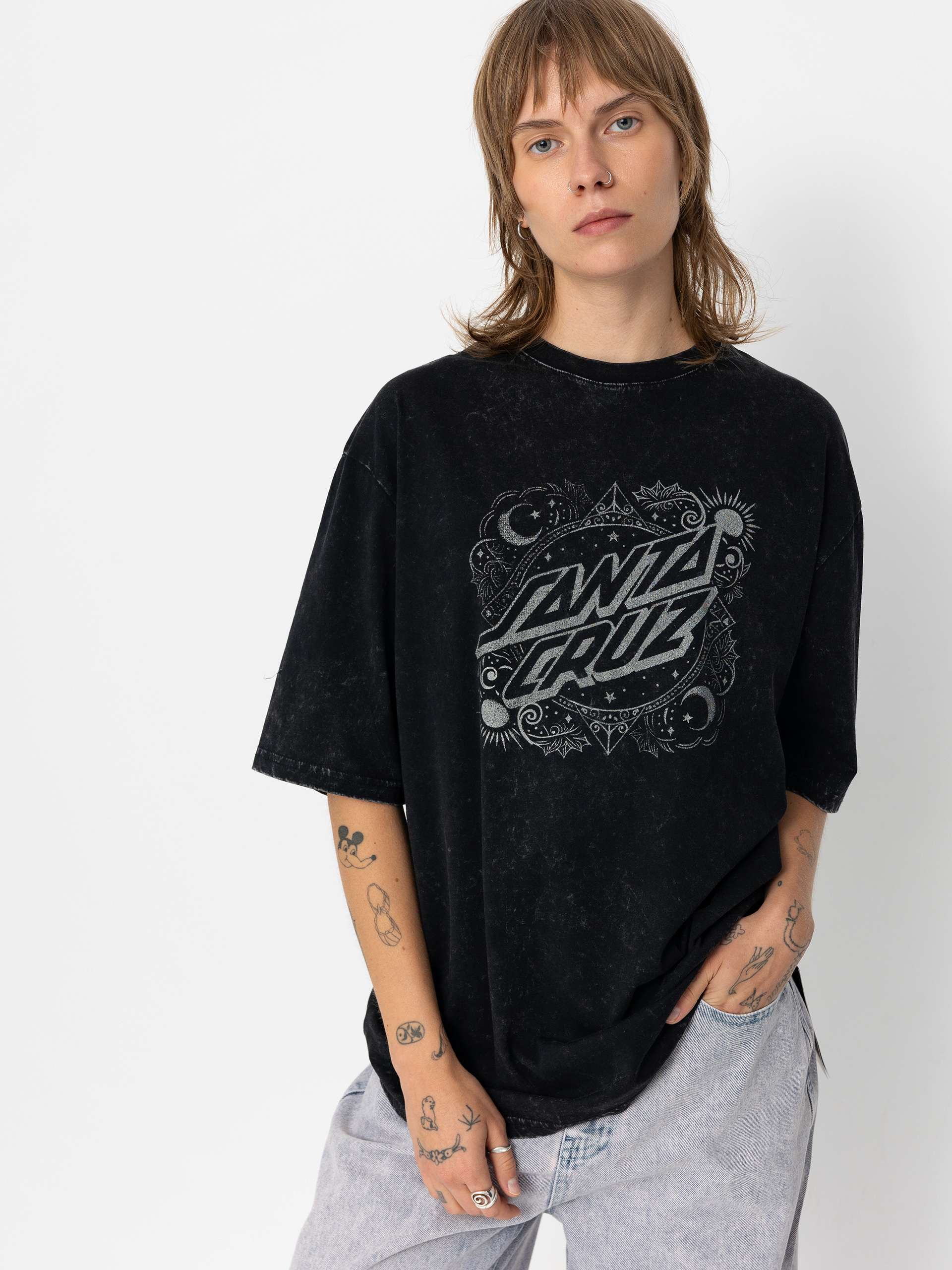 Santa Cruz Ornate Dot Front Oversized Wmn T-Shirt (black acid wash)