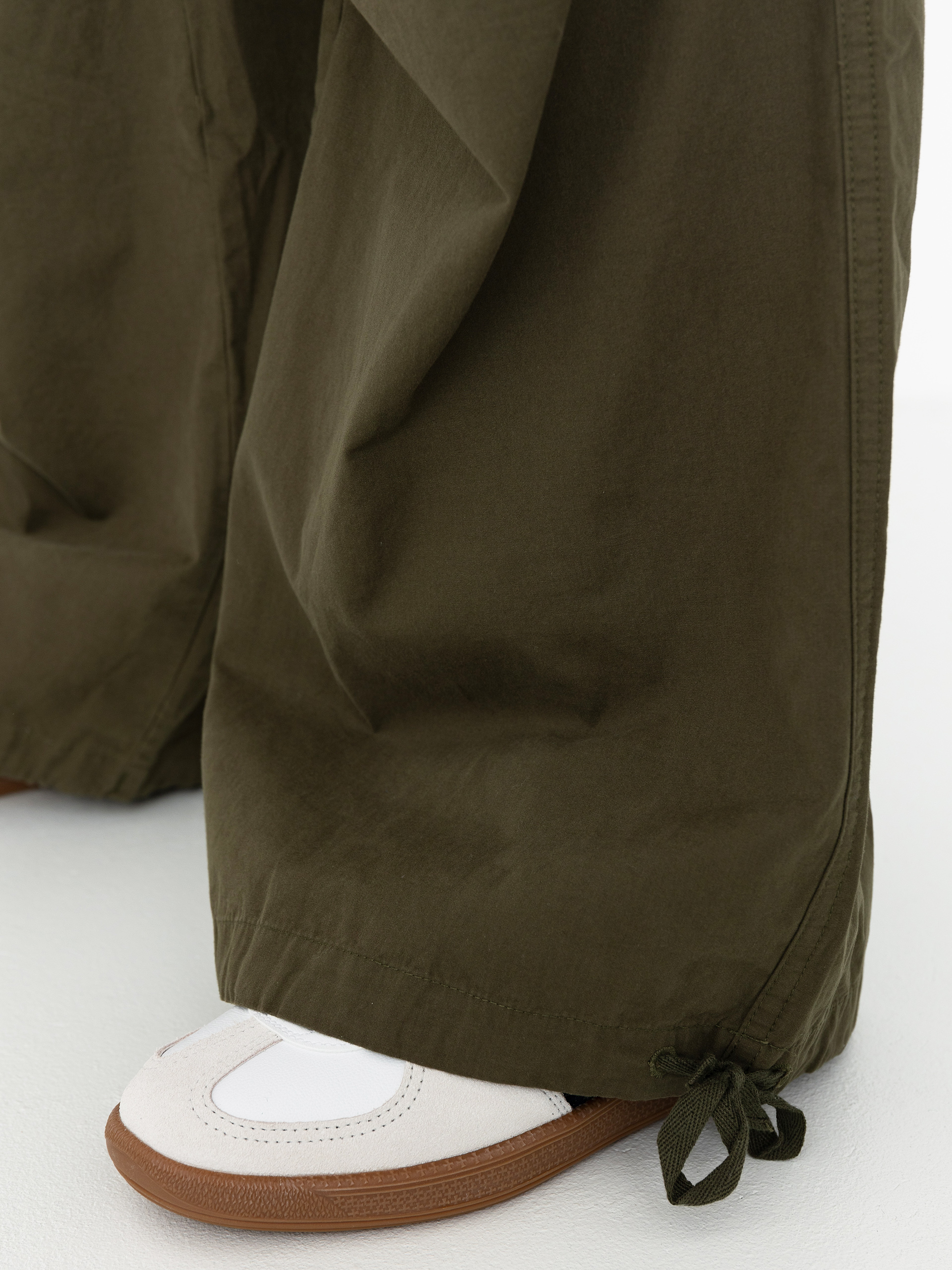 Santa Cruz Strip Parachute Wmn Pants (khaki)