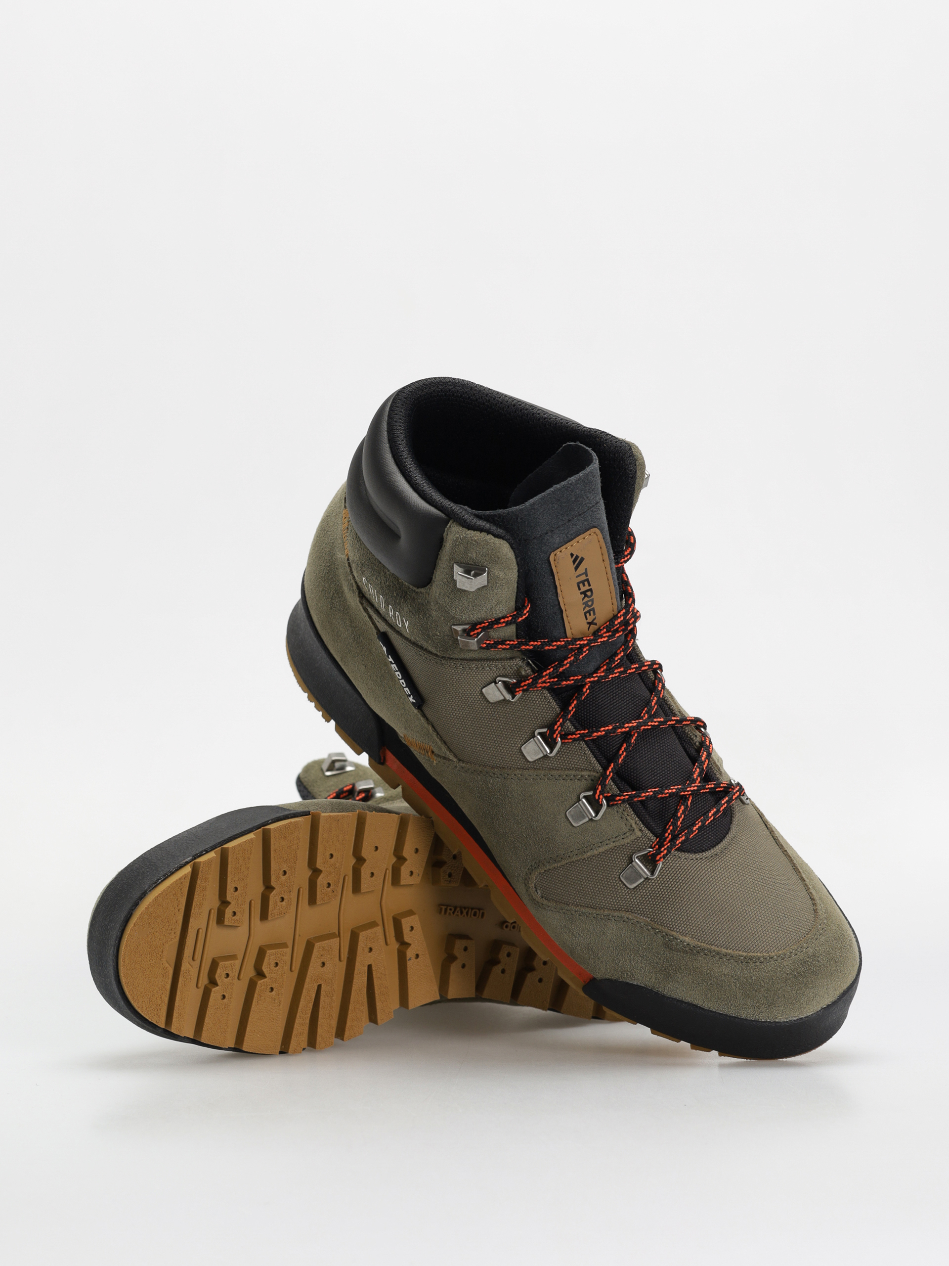 adidas Terrex Snowpitch C. Shoes (olistr/brostr/seimor)