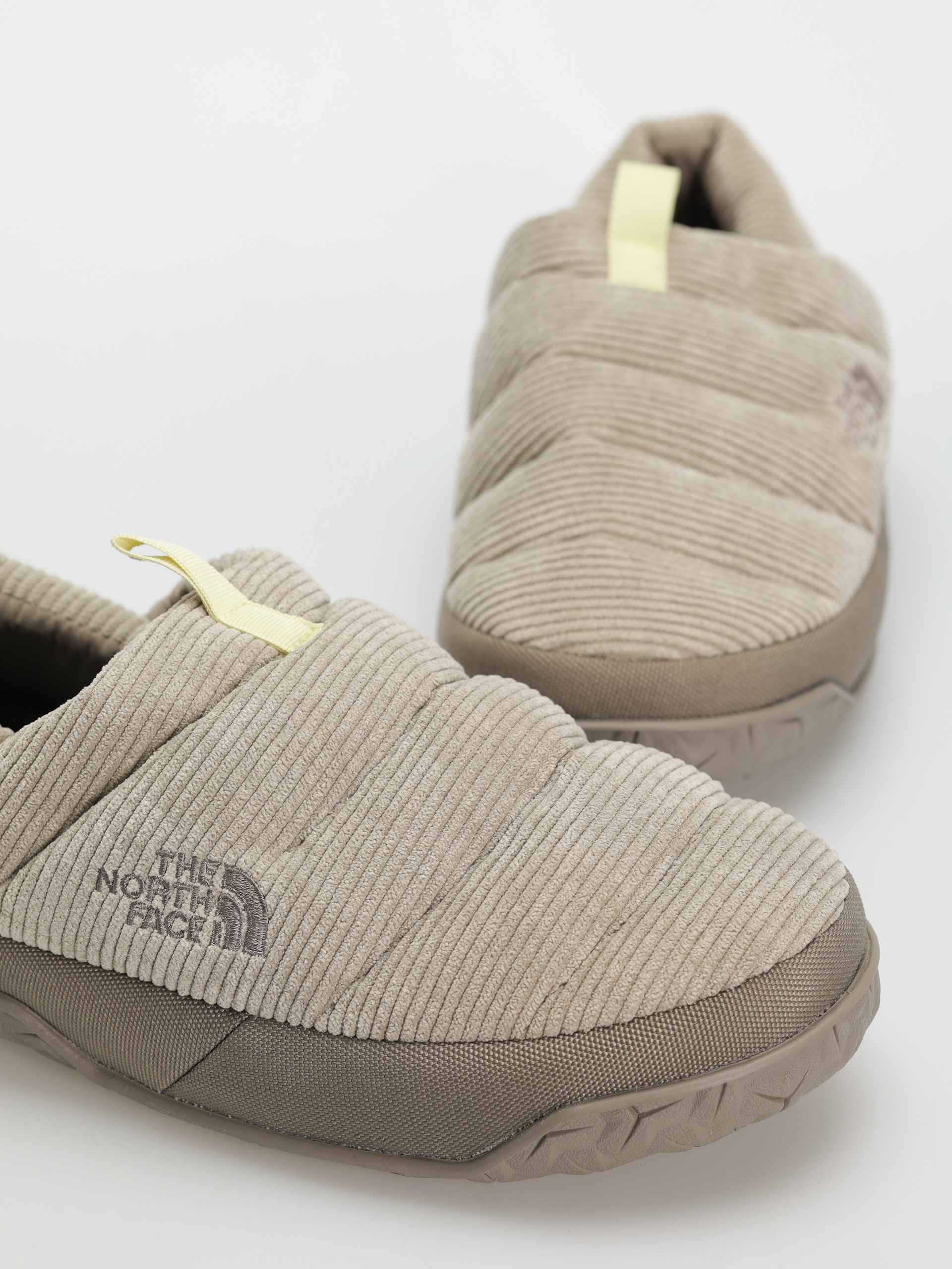 The North Face Nuptse Mule Corduroy Schuhe (clay grey/cavern grey)