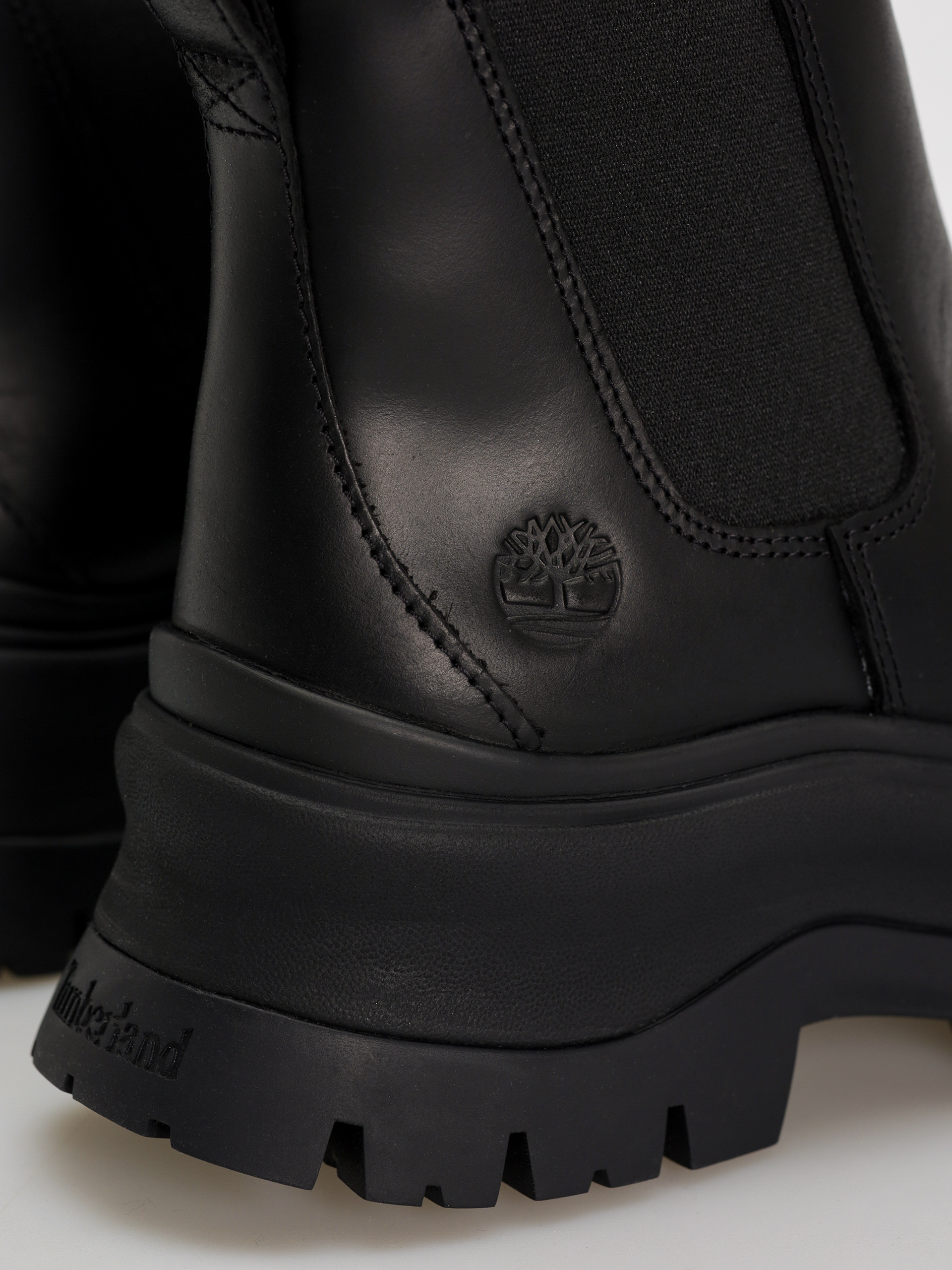 Timberland Roxie Lane Mid Chelsea Wmn winter shoes (black full grain)