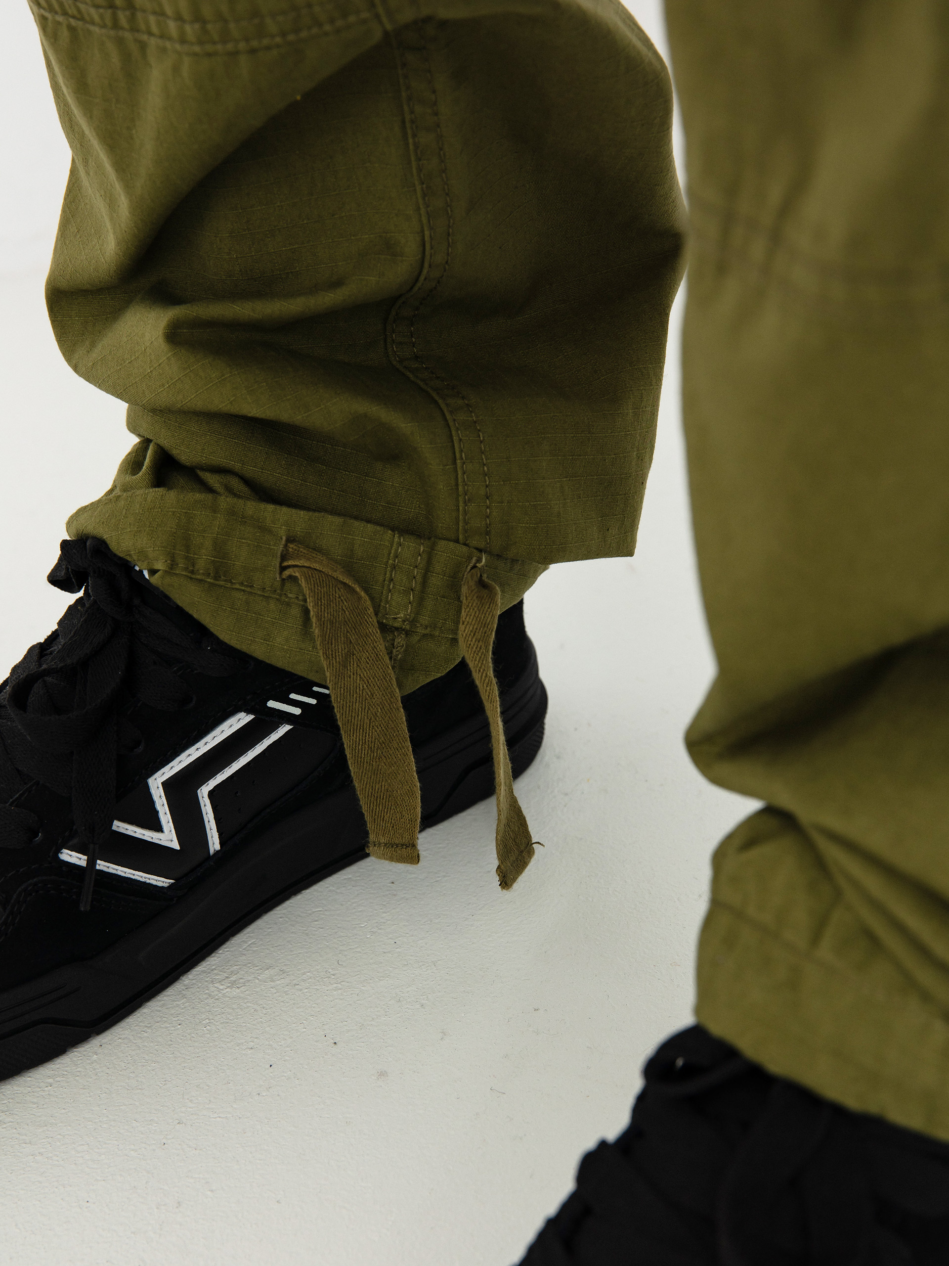 Zoo York Cargo Pants (olive)