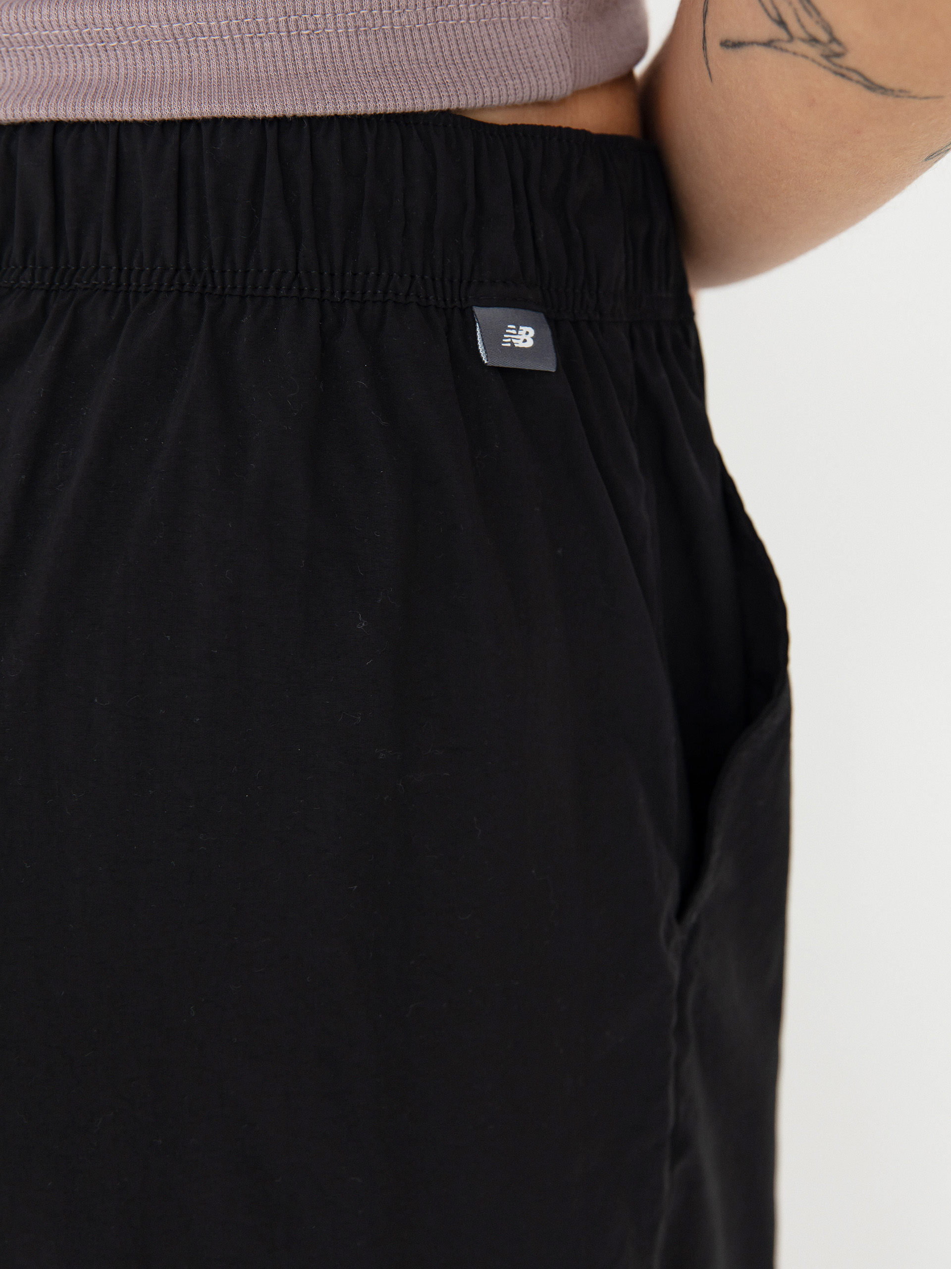 New Balance Nylon Cargo Wmn Hose (black)