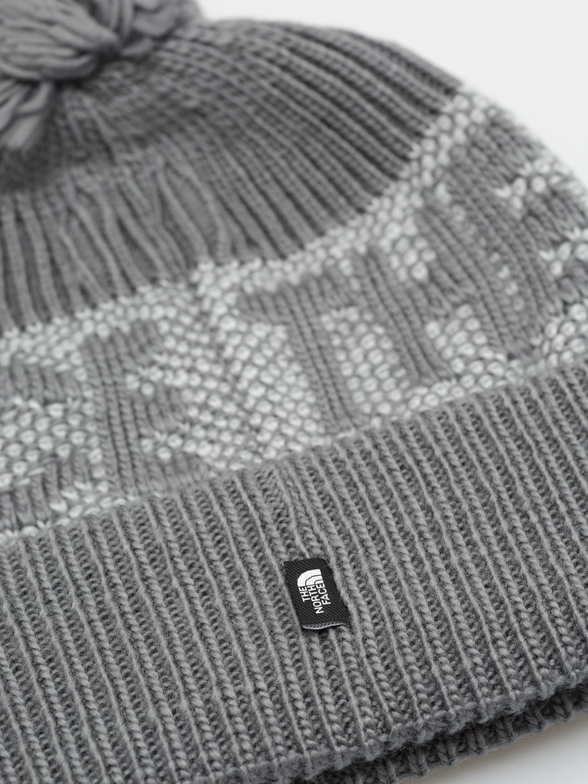 The North Face Retro Cabin Beanie (smoked pearl/high rise)