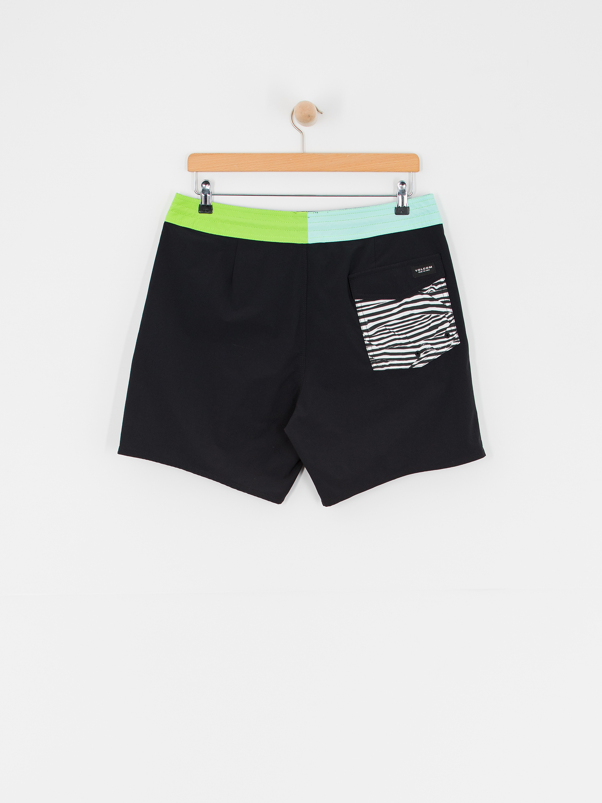 Volcom About Time Liberators 17 Boardshorts (black)