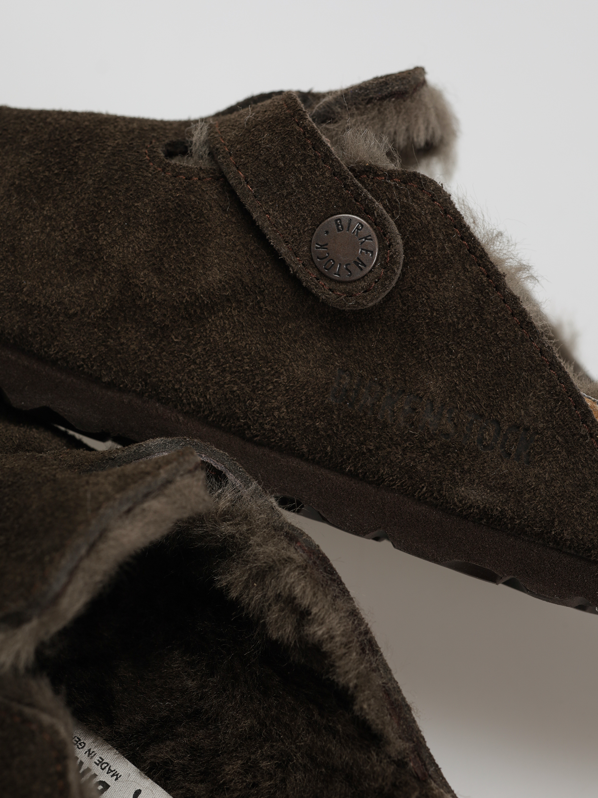 Birkenstock Boston Shearling Suede Leather Fur Narrow Wmn Flip Flops (mocha)