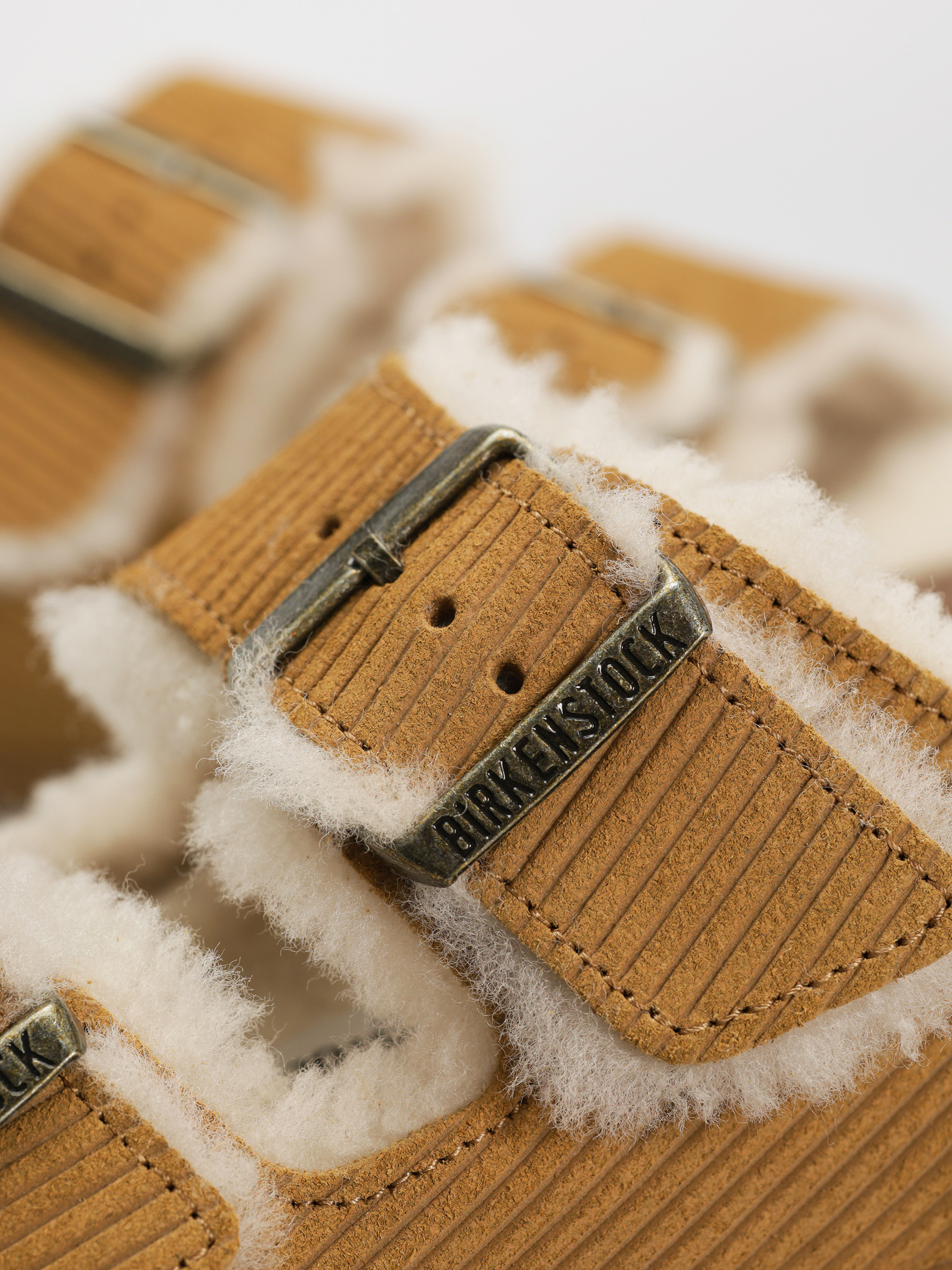 Birkenstock Arizona Fell Suede Leather Fur Narrow Wmn Flip Flops (corduroy cork brown)