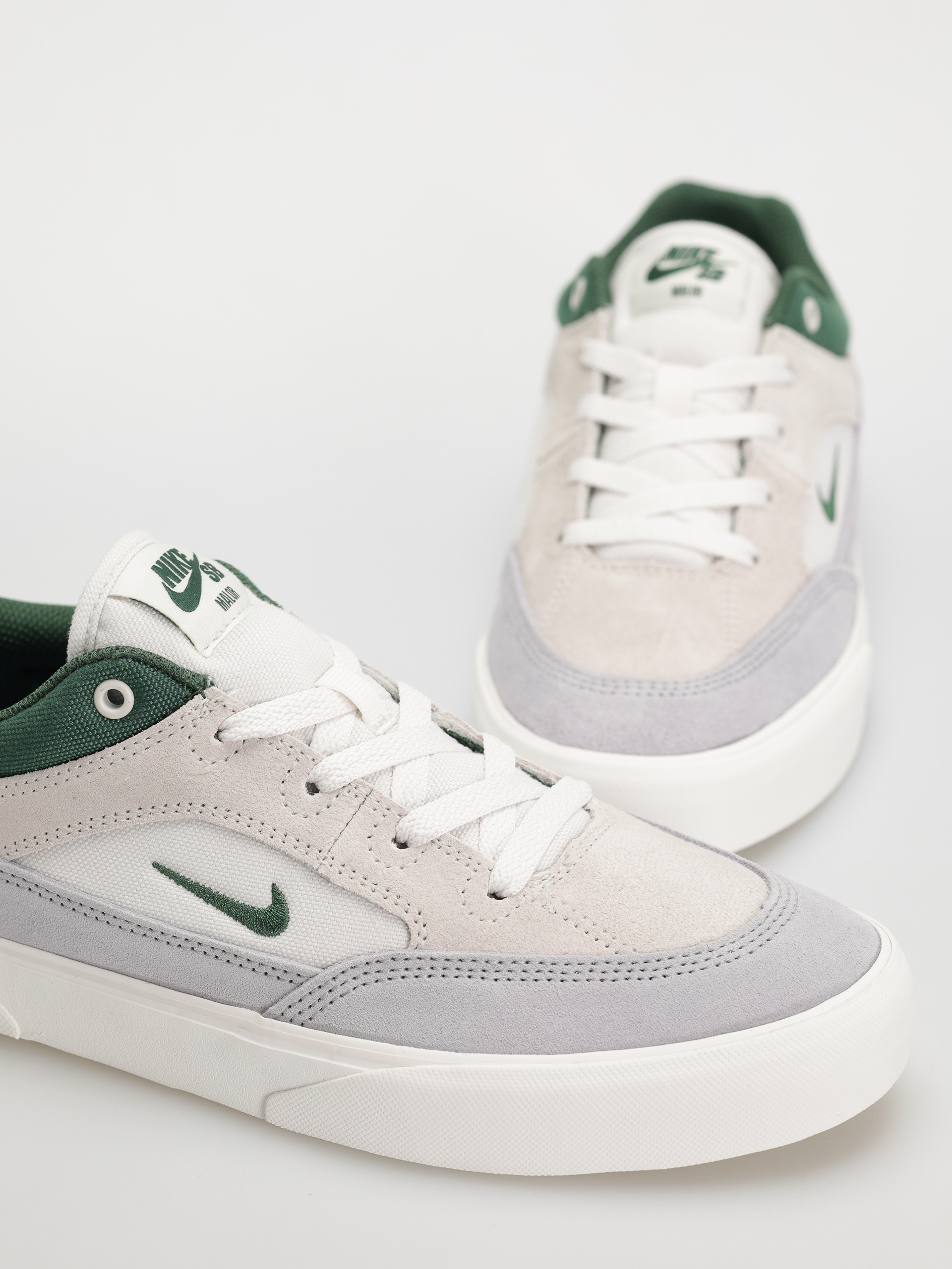 Nike SB Malor Schuhe (platinum tint/fir wolf grey summit white)