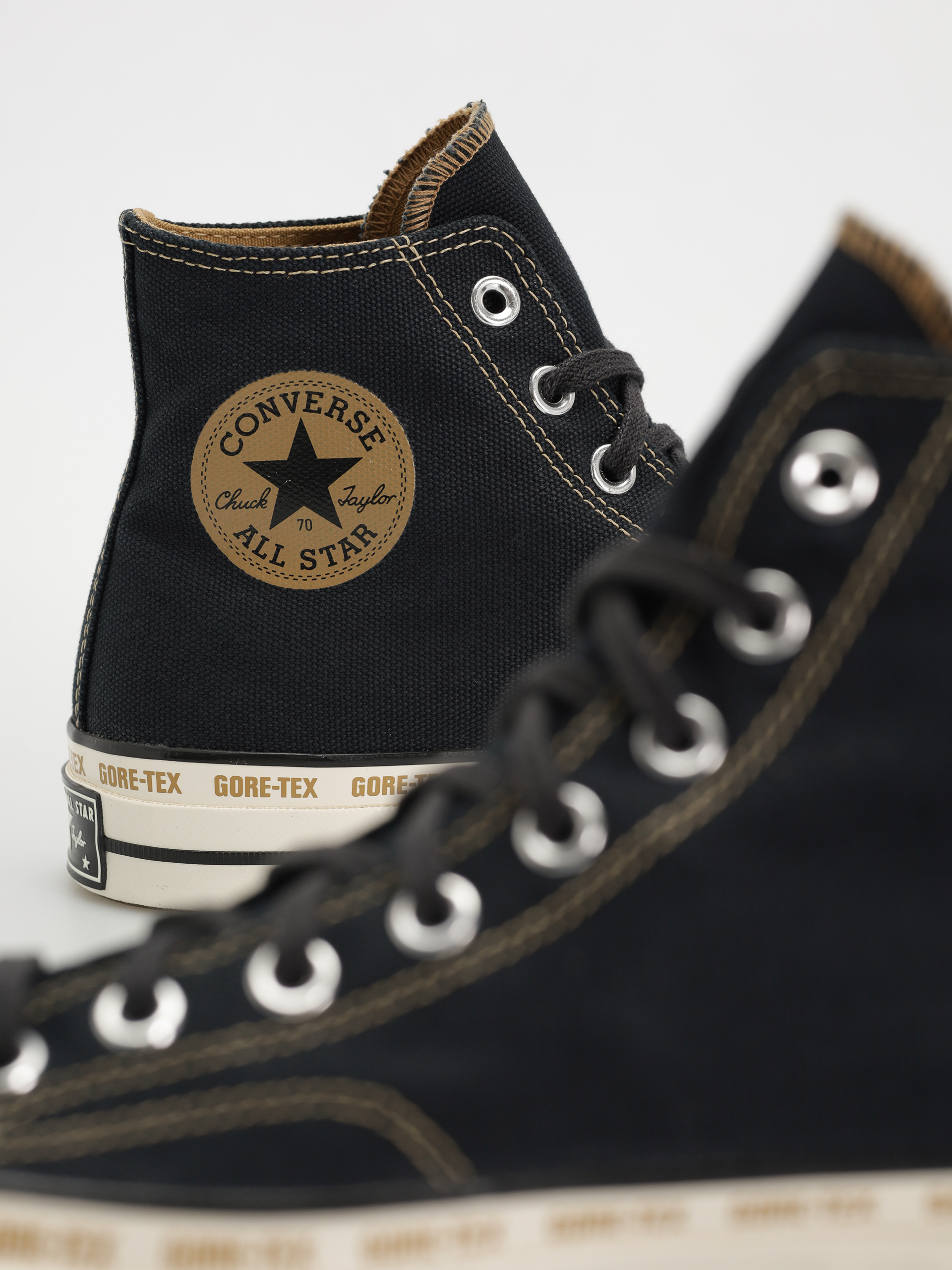 Converse Chuck 70 GTX Hi Chucks (black/toadstool tan/egret)