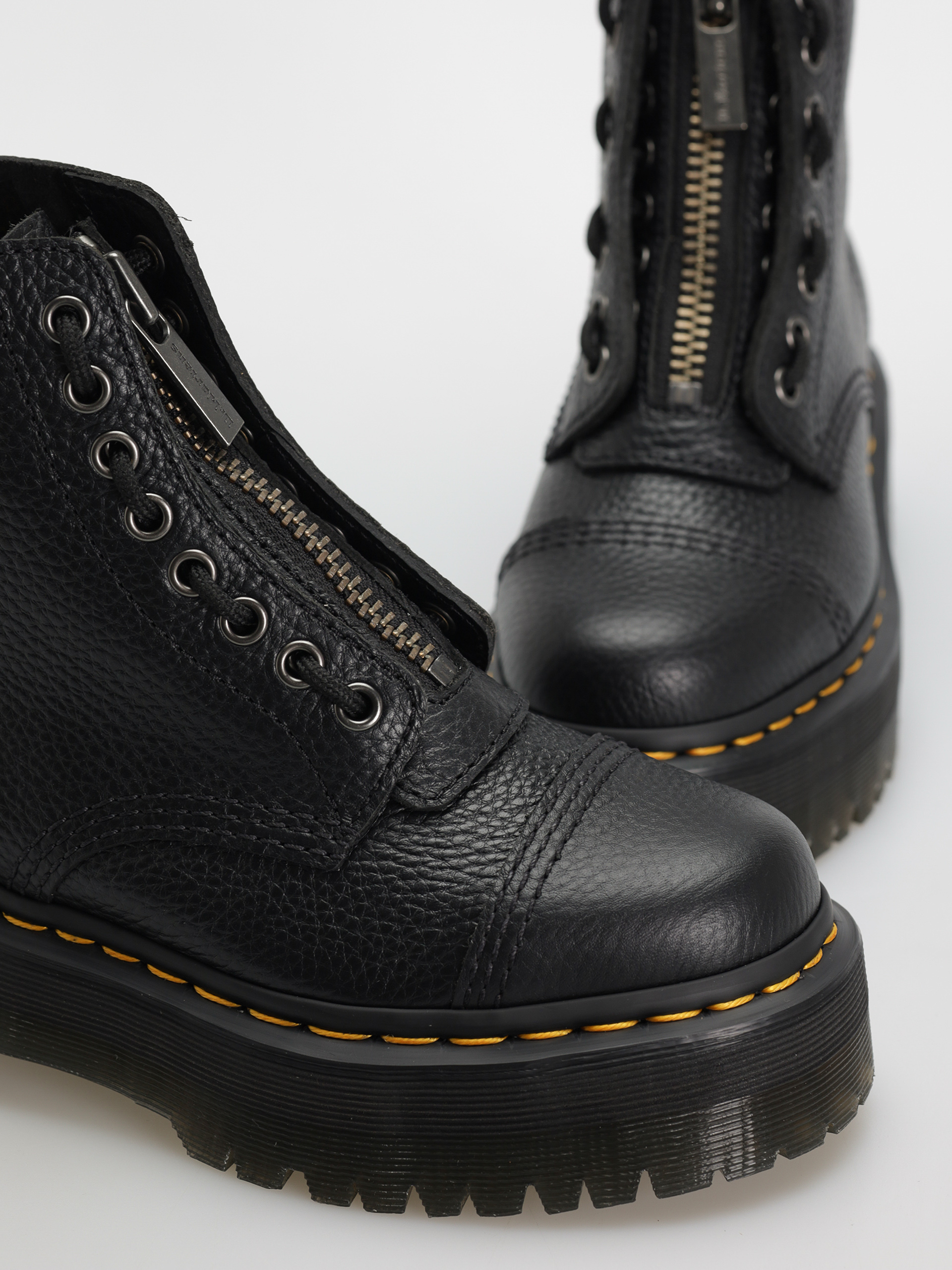 Dr. Martens Sinclair Shoes (black milled nappa)