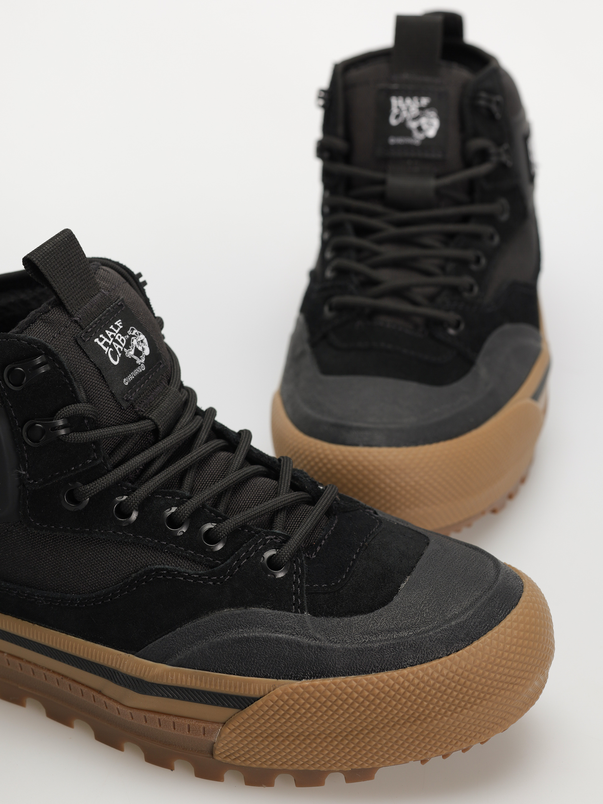 Vans Half Cab Gore Tex MTE Schuhe (black/gum)