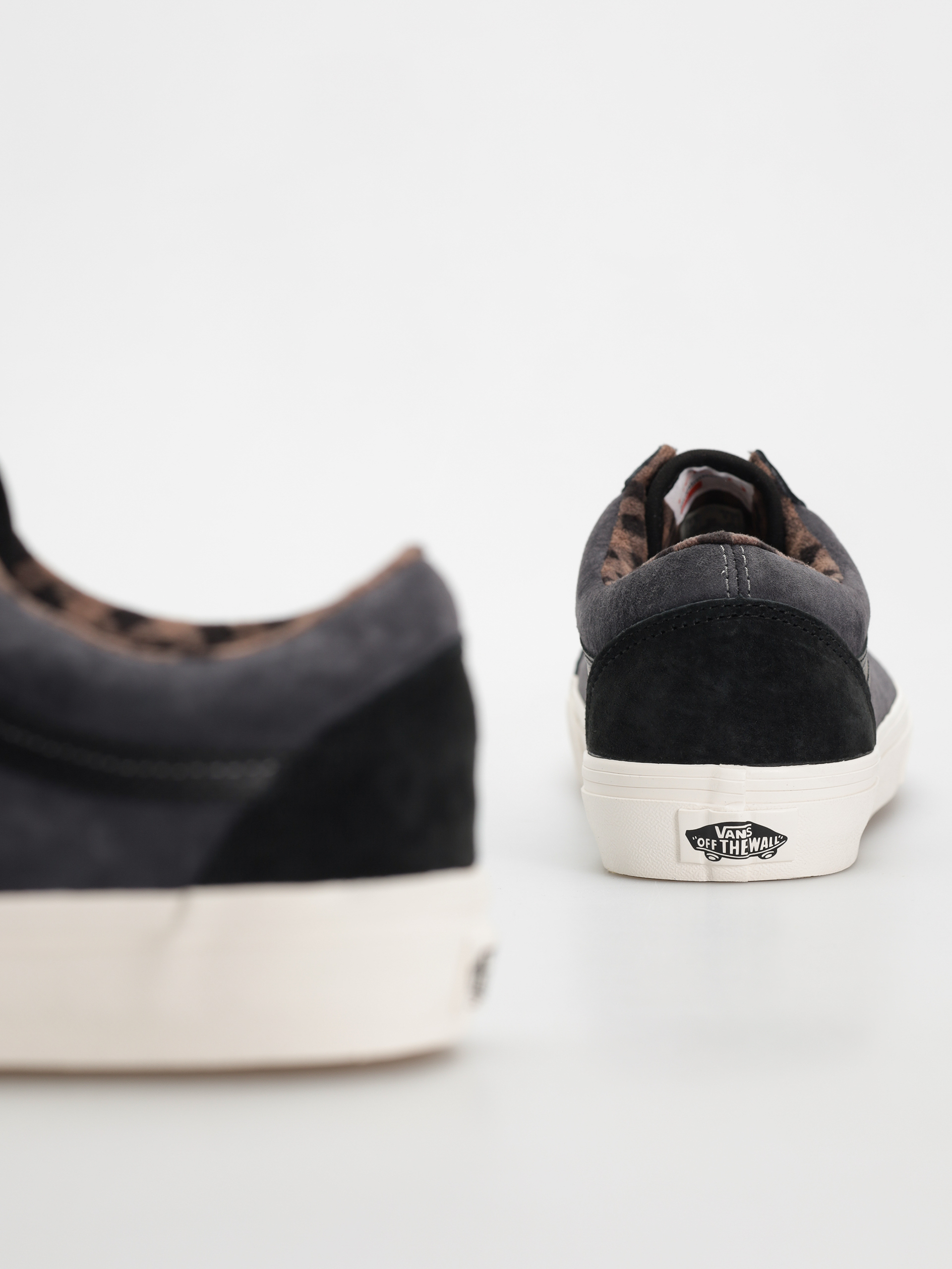 Vans Old Skool Shoes (pig suede plaid gray/black)