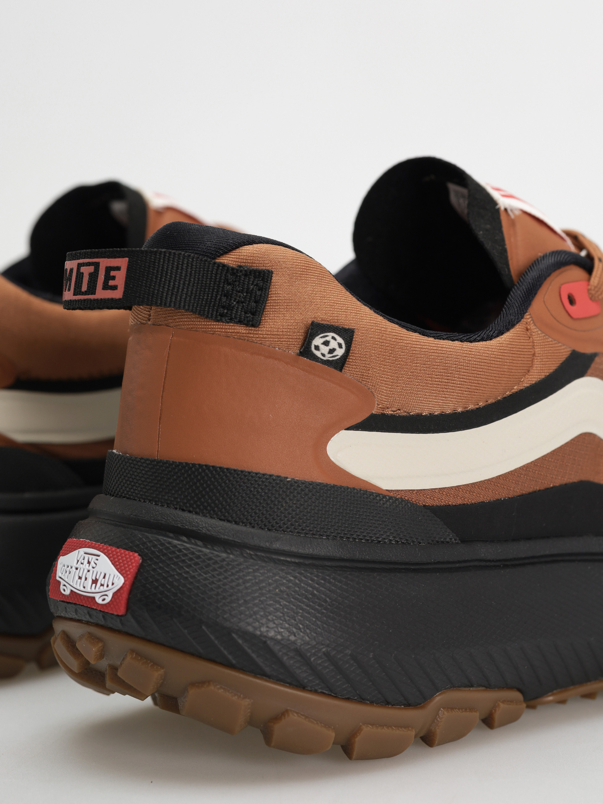 Vans Crosspath MTE Shoes (glazed ginger)