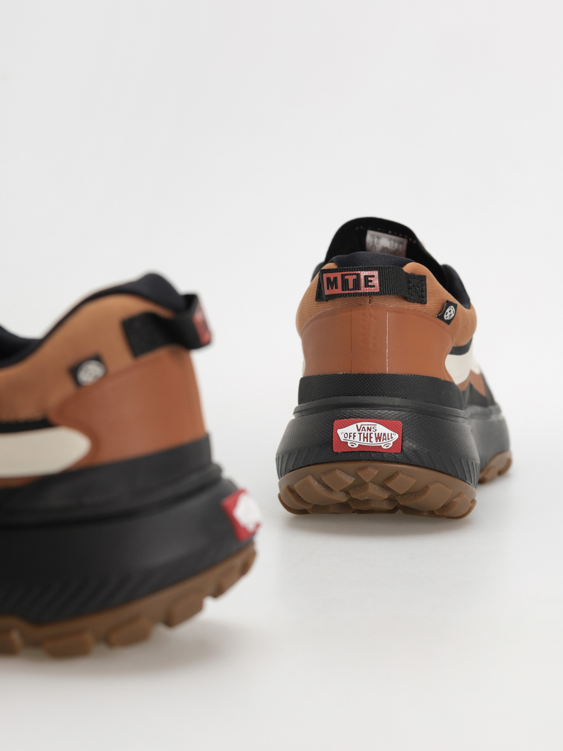 Vans Crosspath MTE Shoes (glazed ginger)