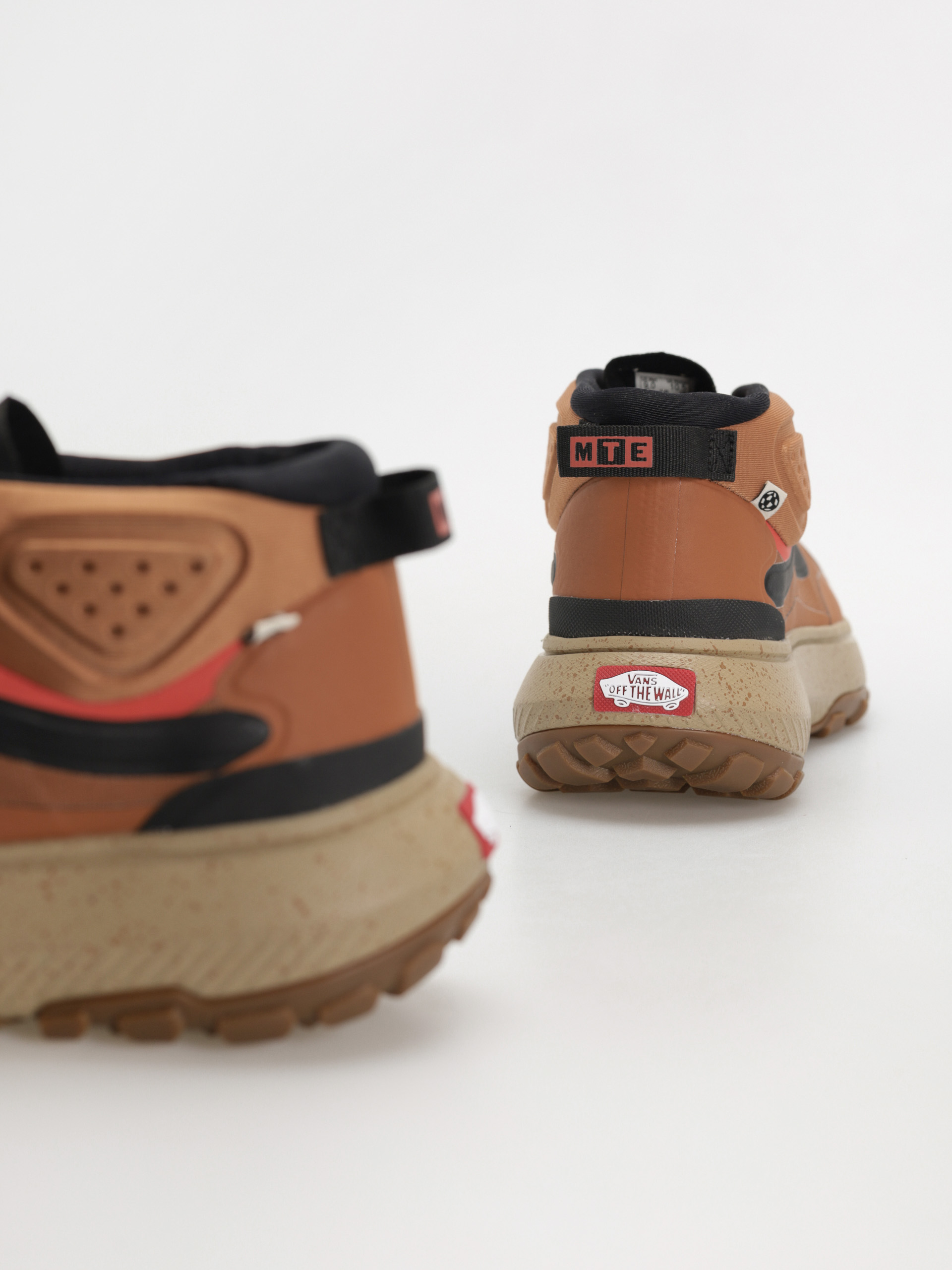 Vans Crosspath Mid MTE Schuhe (glazed ginger)