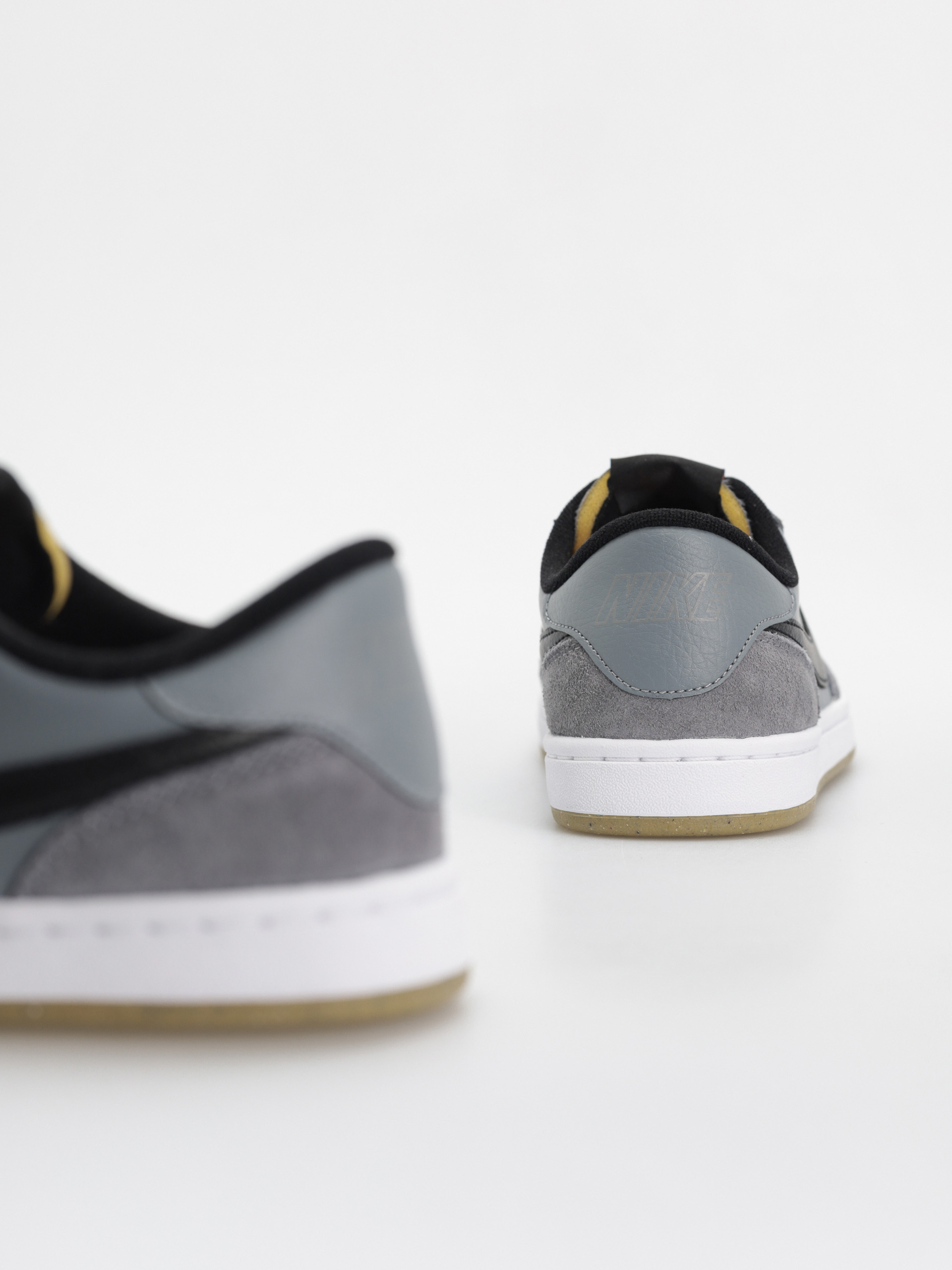 Nike SB Fc Classic Shoes (cool grey/black white vivid orange)