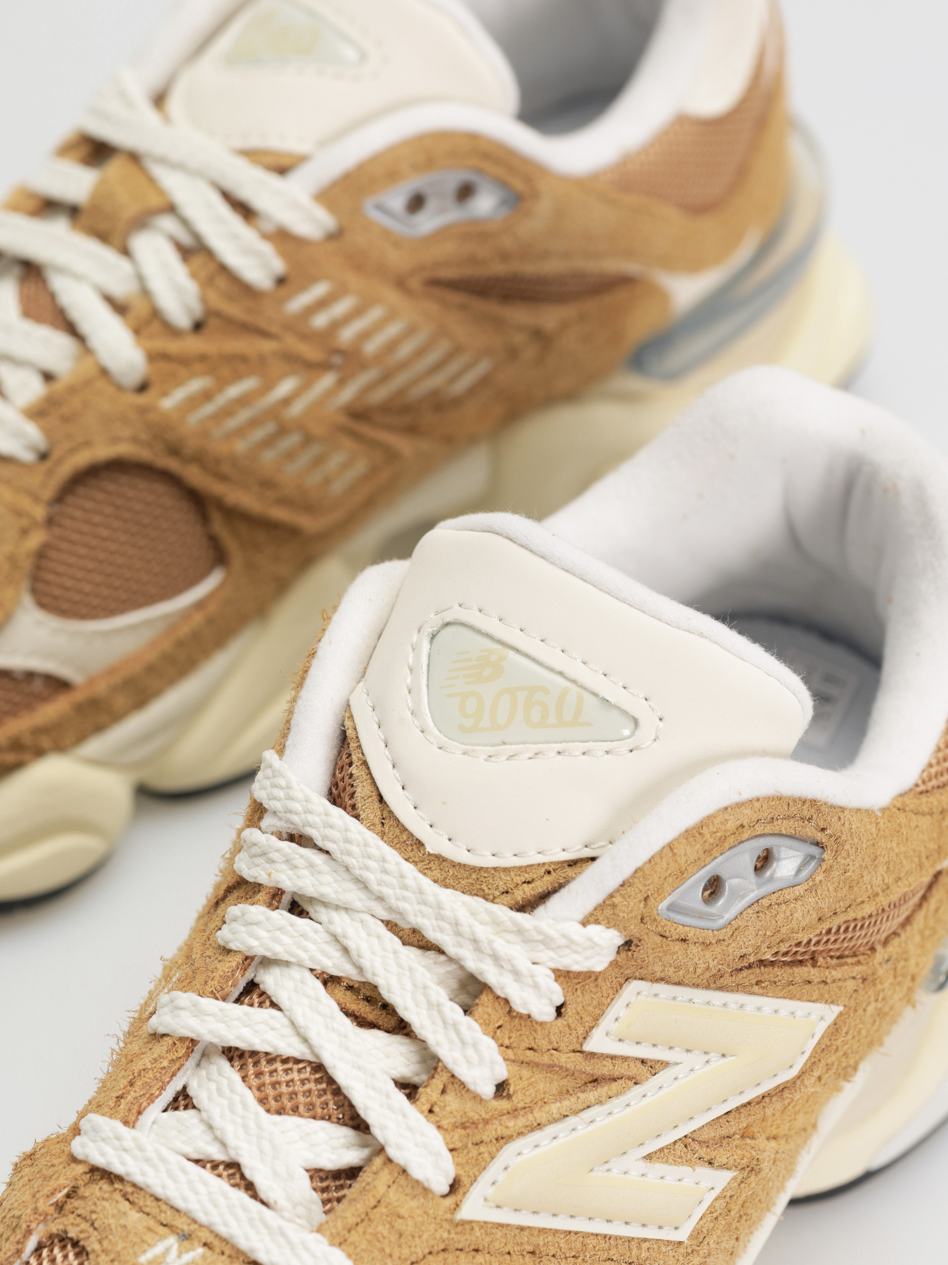 New Balance 9060 Shoes (great plains)