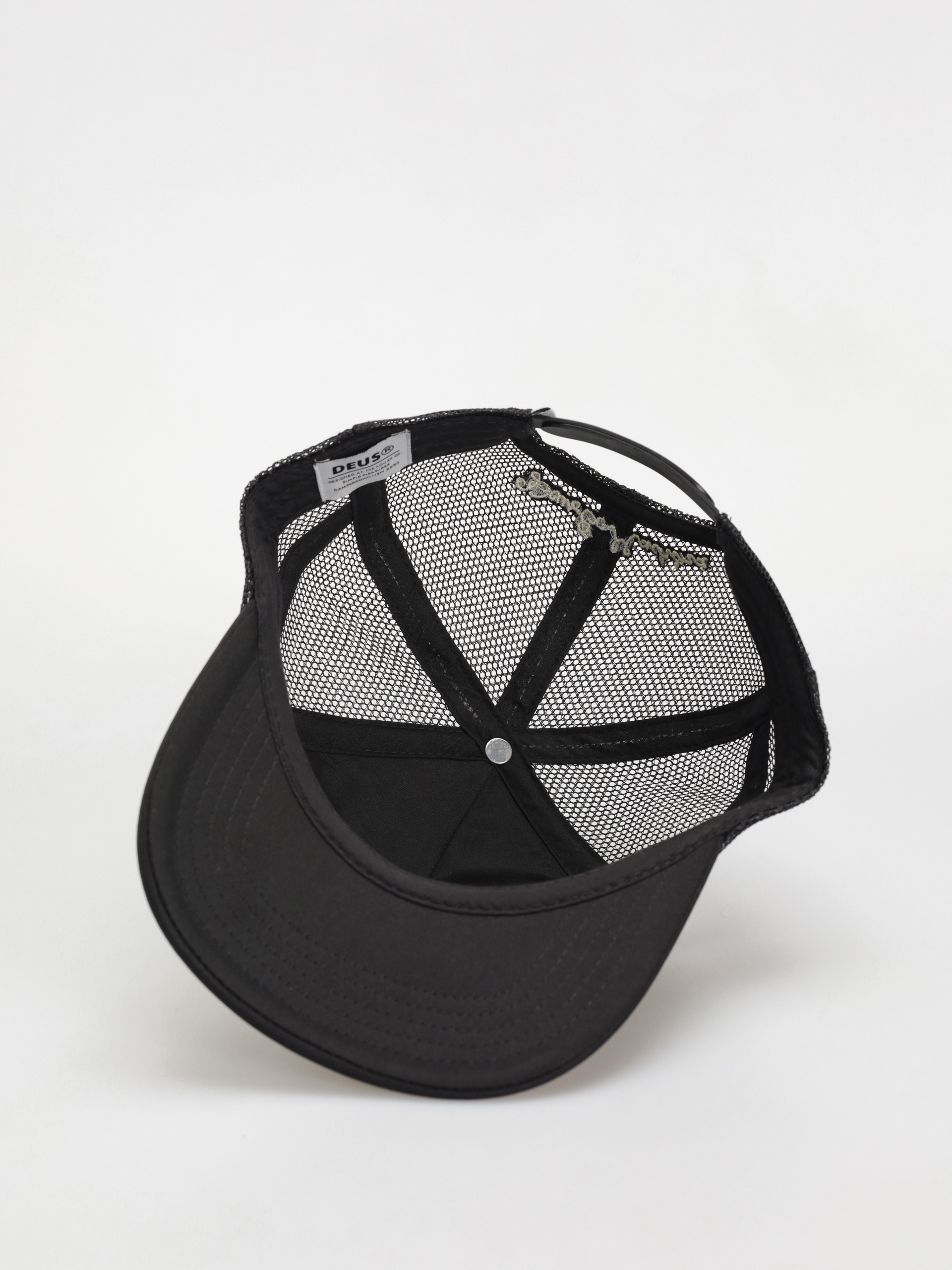 ★Deus Ex Machina★ Feel Trucker Ball Cap Deus Ex Machina Kamli Trucker Cap - black (black)