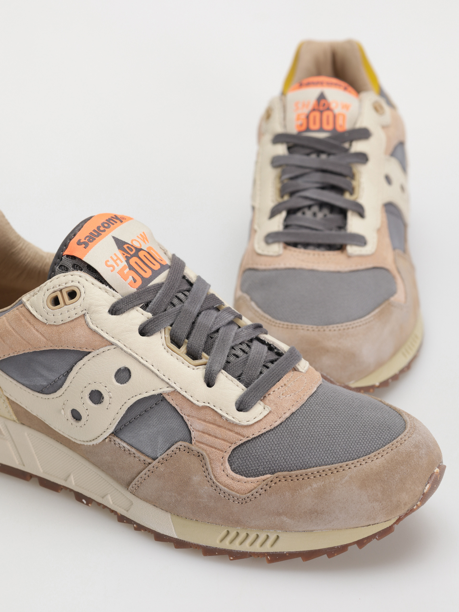 Saucony Shadow 5000 Schuhe (dark grey/sand)
