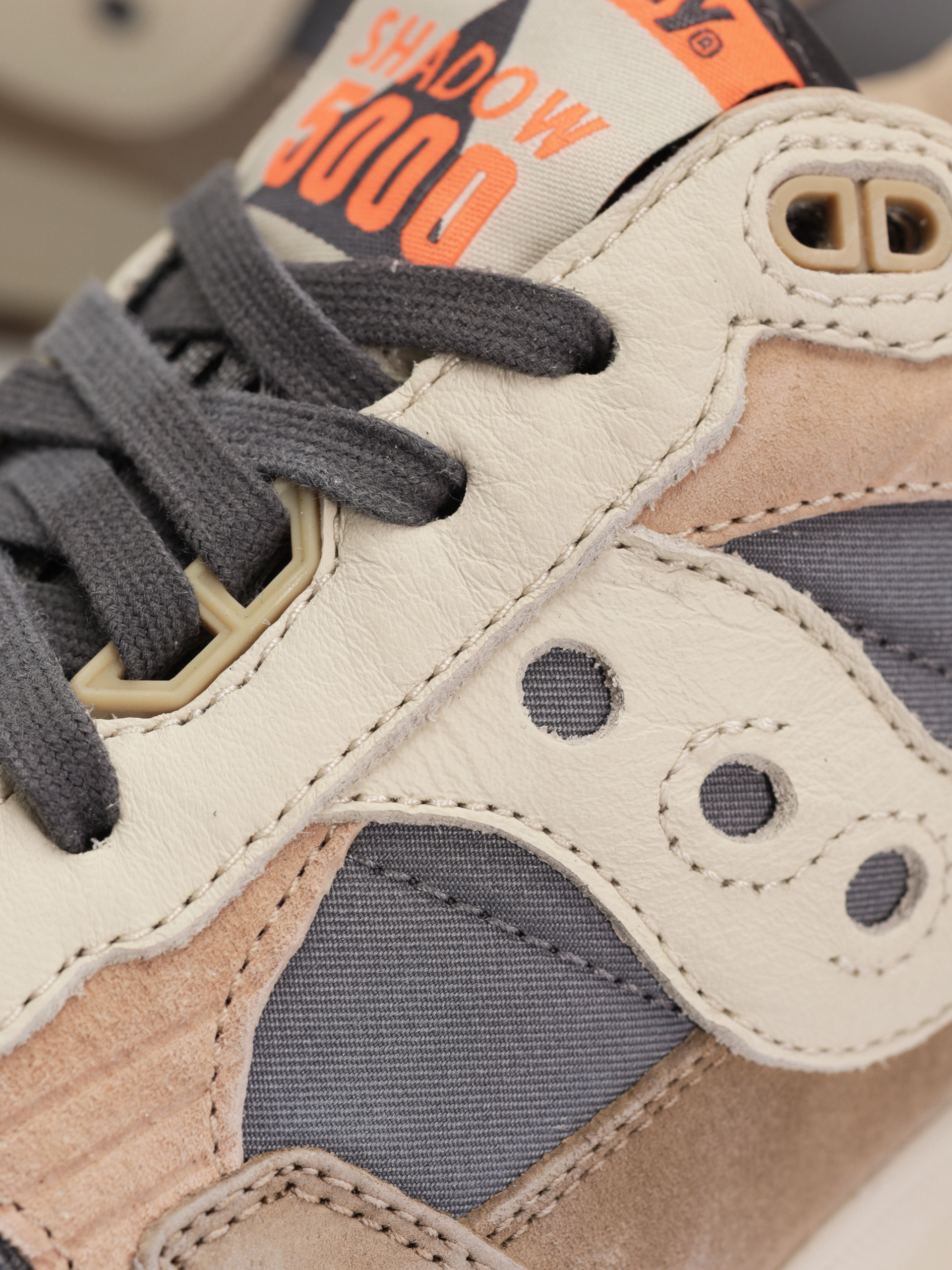 Saucony Shadow 5000 Schuhe (dark grey/sand)