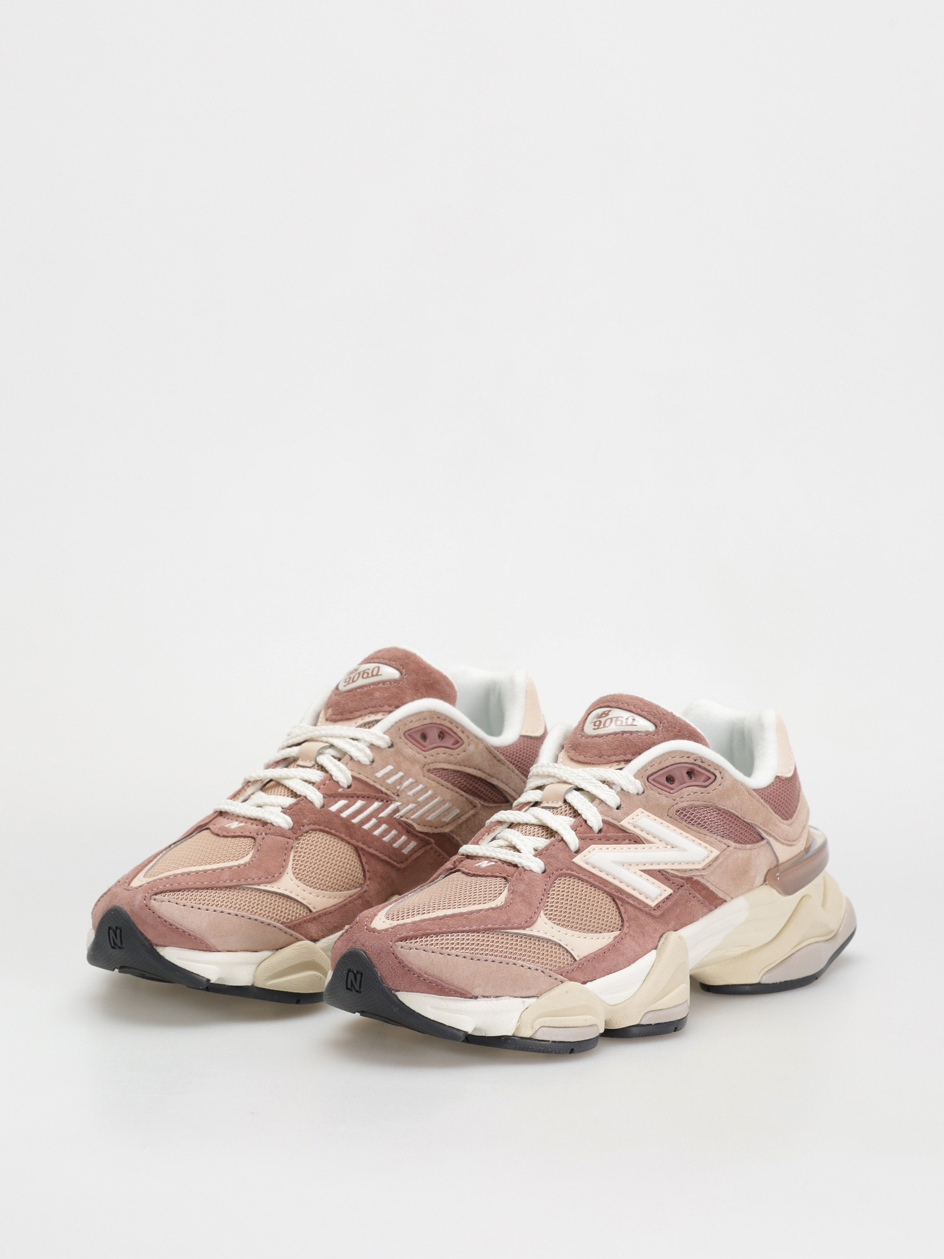 New Balance 9060 Shoes (sparrow)